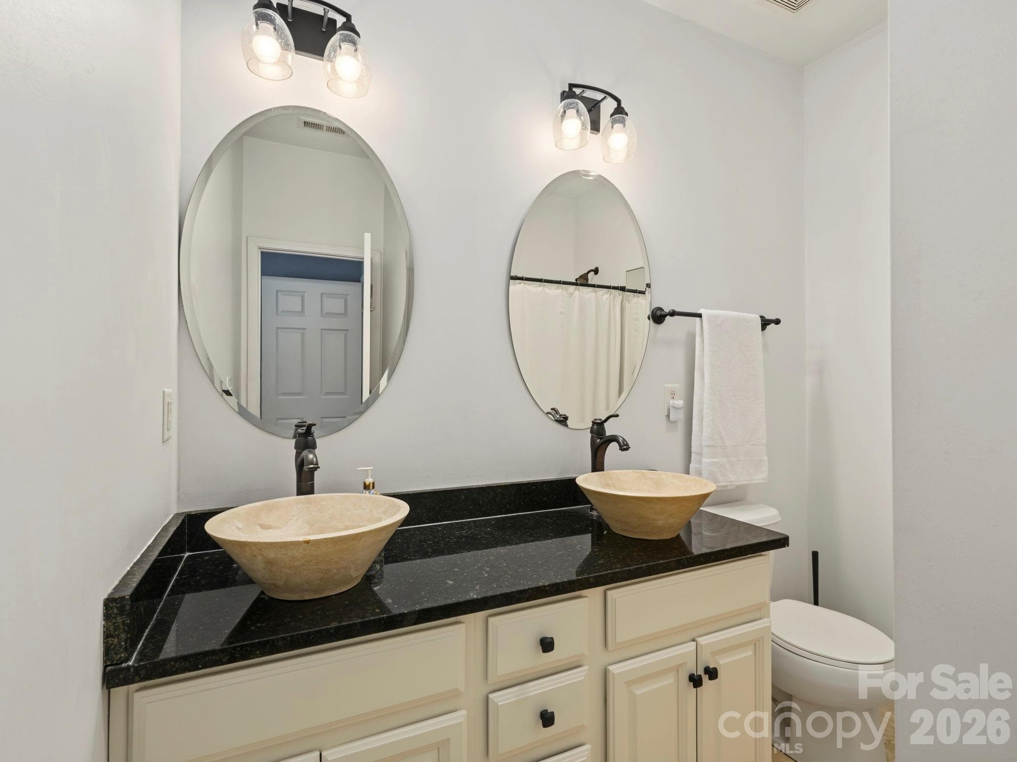 Townhouse at 4460 Yoruk Forest Lane, Charlotte, photo 18 of 34