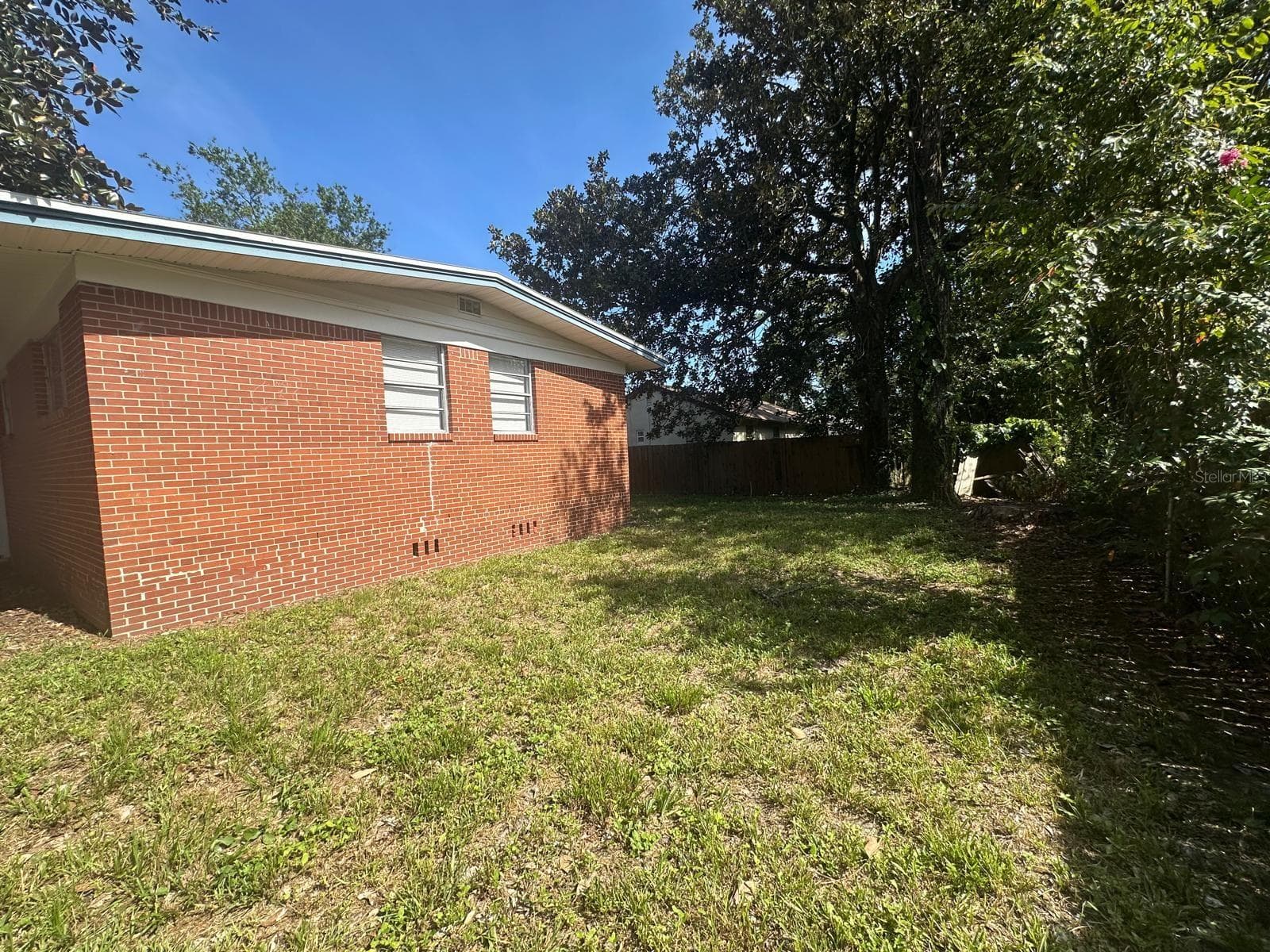 Backyard - 1430 RON RD, JACKSONVILLE