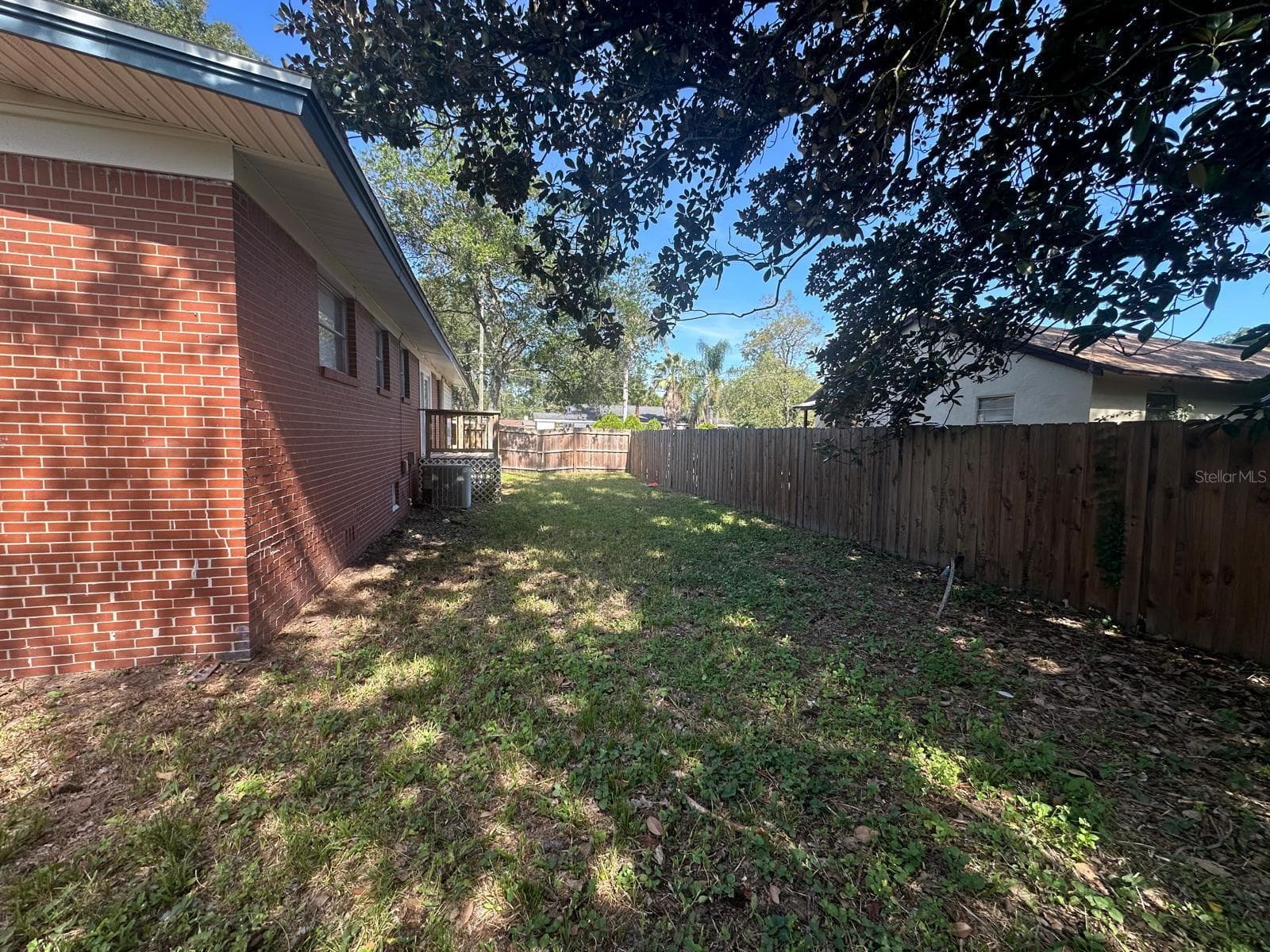 Side of Home/Backyard - 1430 RON RD, JACKSONVILLE