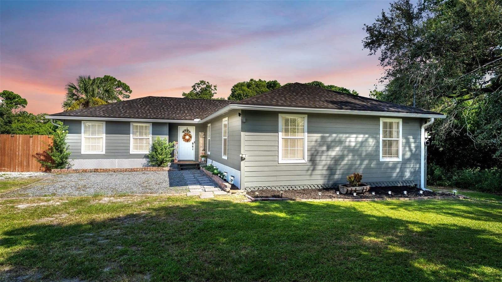1557 STARLING RD