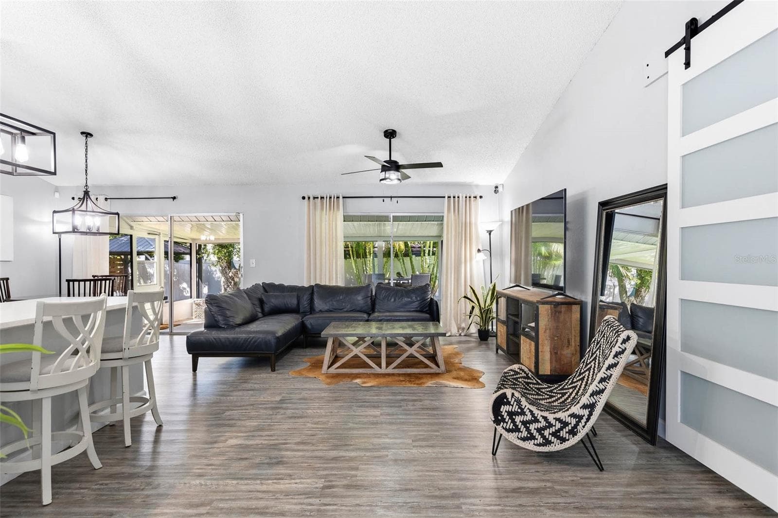 Single Family Residence at 724 GLENGARY LN, PALM HARBOR, photo 4 of 35