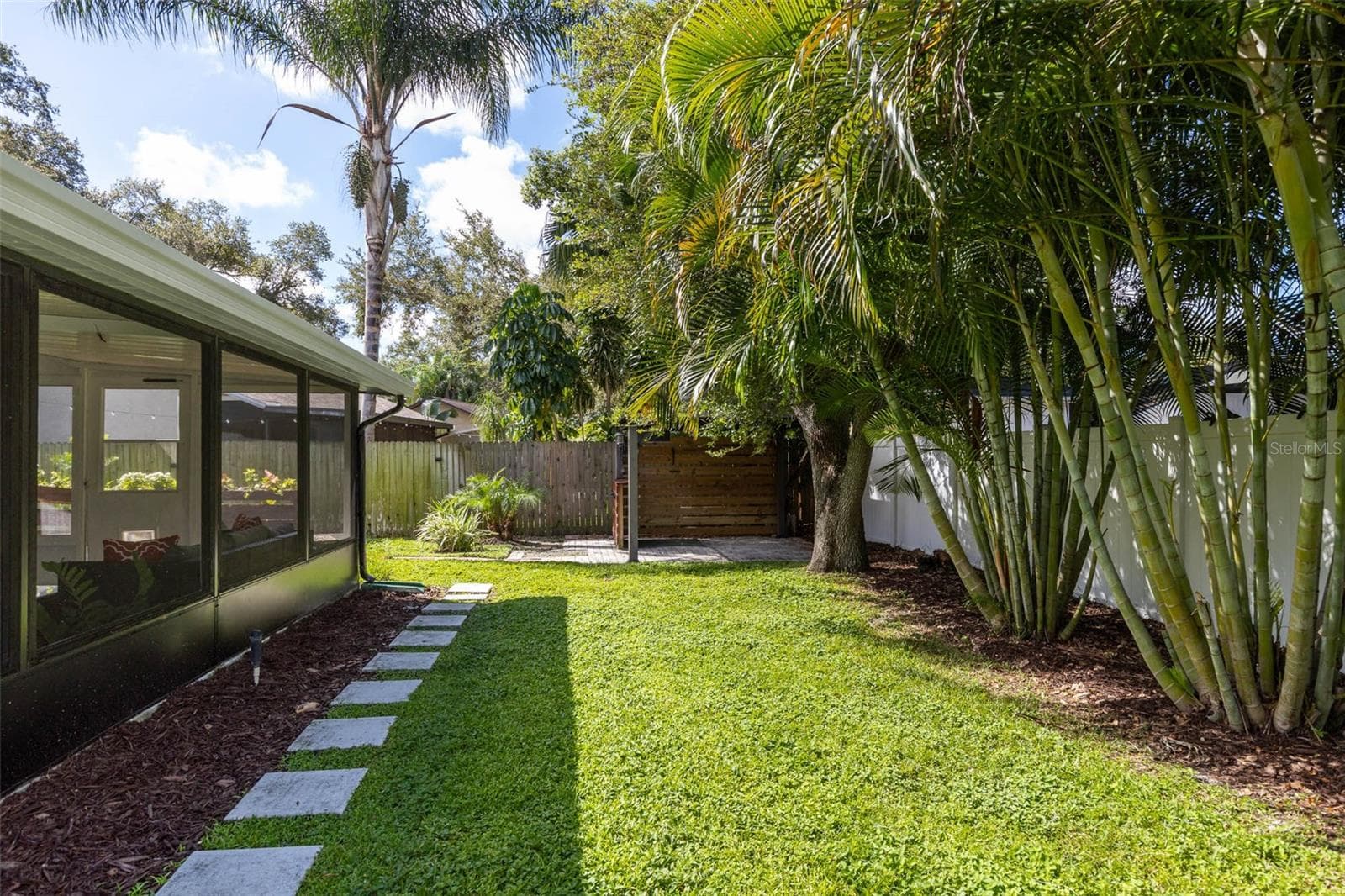Single Family Residence at 724 GLENGARY LN, PALM HARBOR, photo 30 of 35