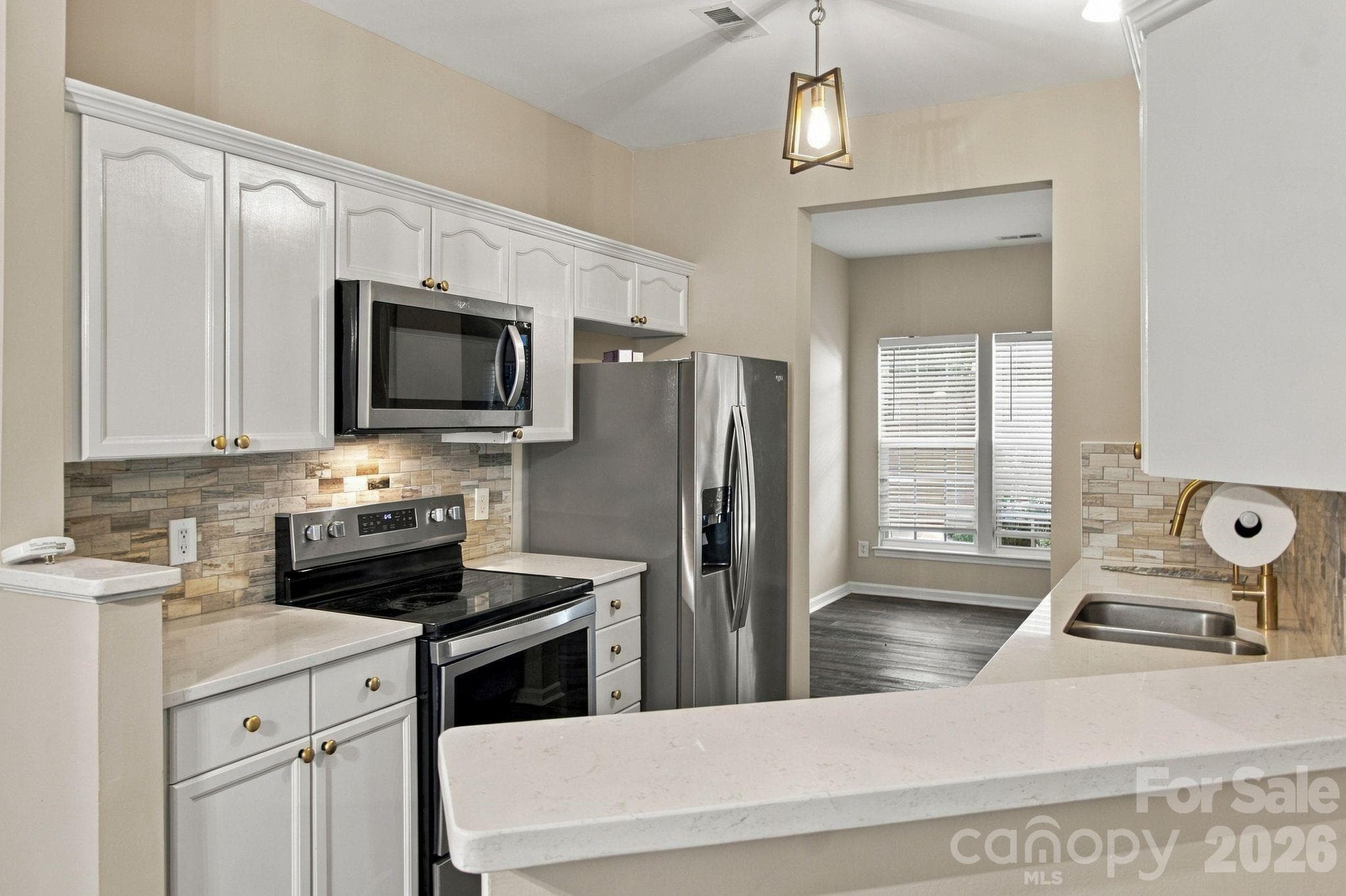Townhouse at 6032 Sapwood Court, Matthews, photo 4 of 21