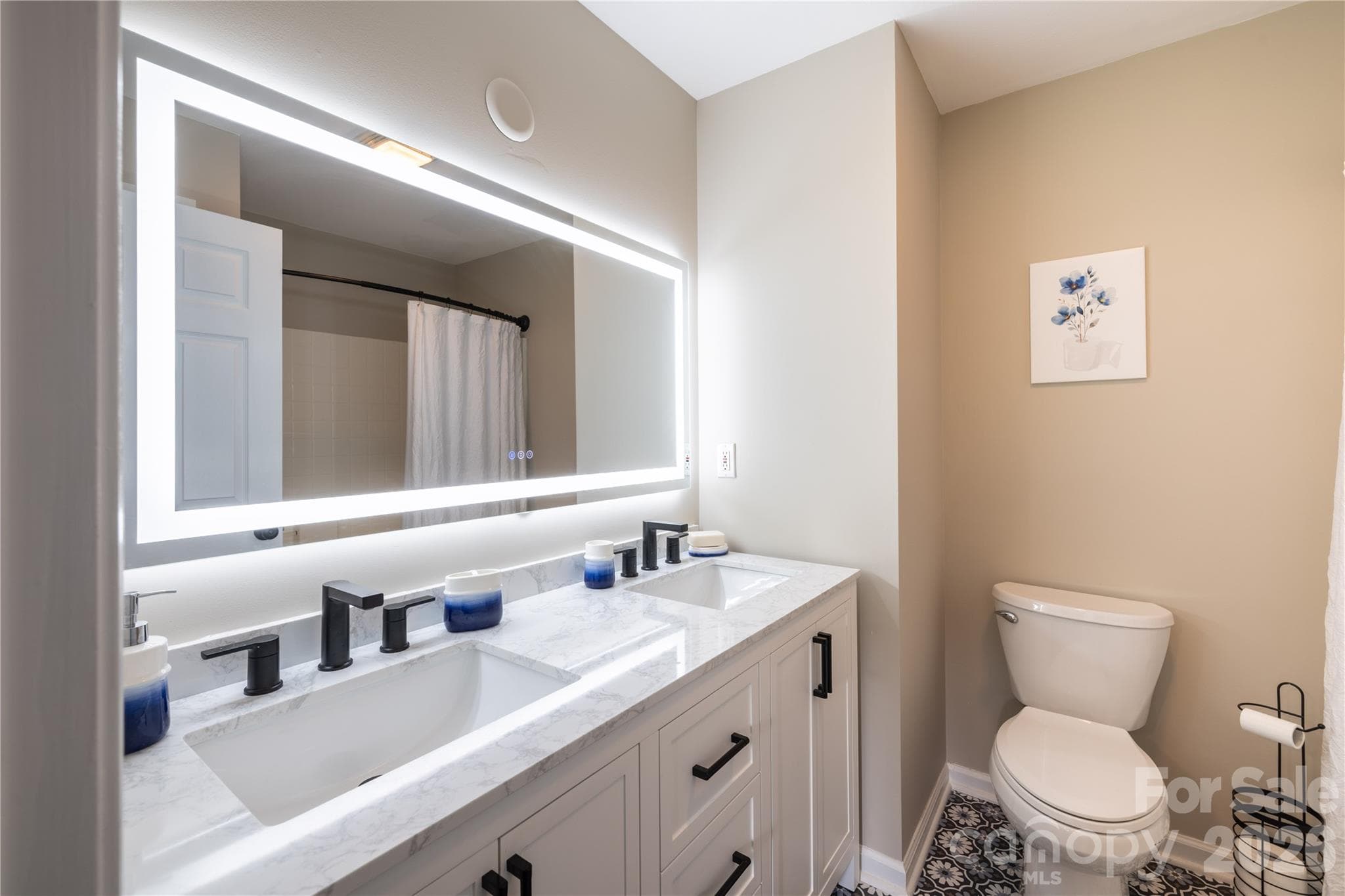 Primary Bathroom - 32802 Austin Road, New London