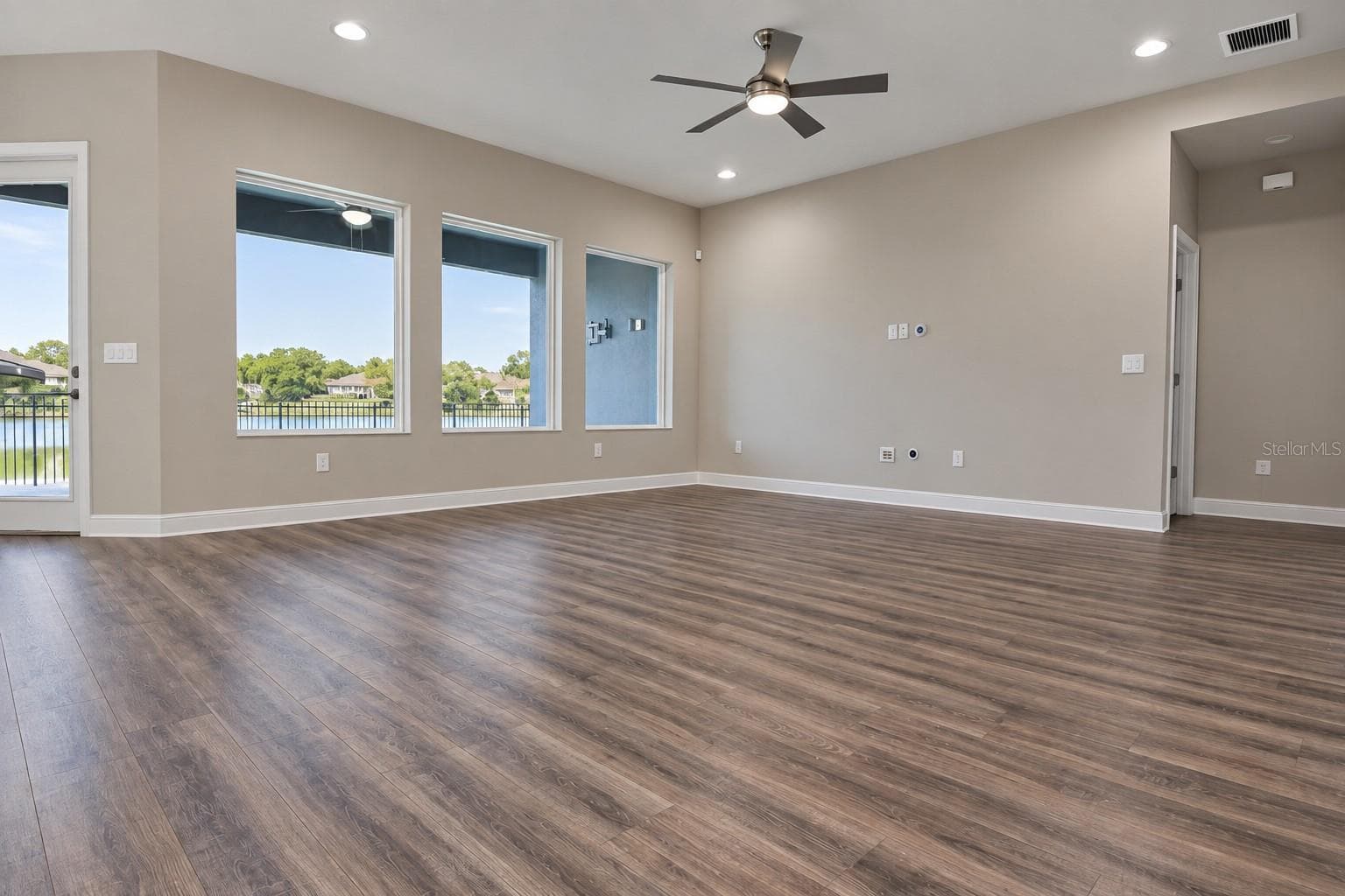 Single Family Residence at 14735 CARAVAN AVE, ODESSA, photo 16 of 104