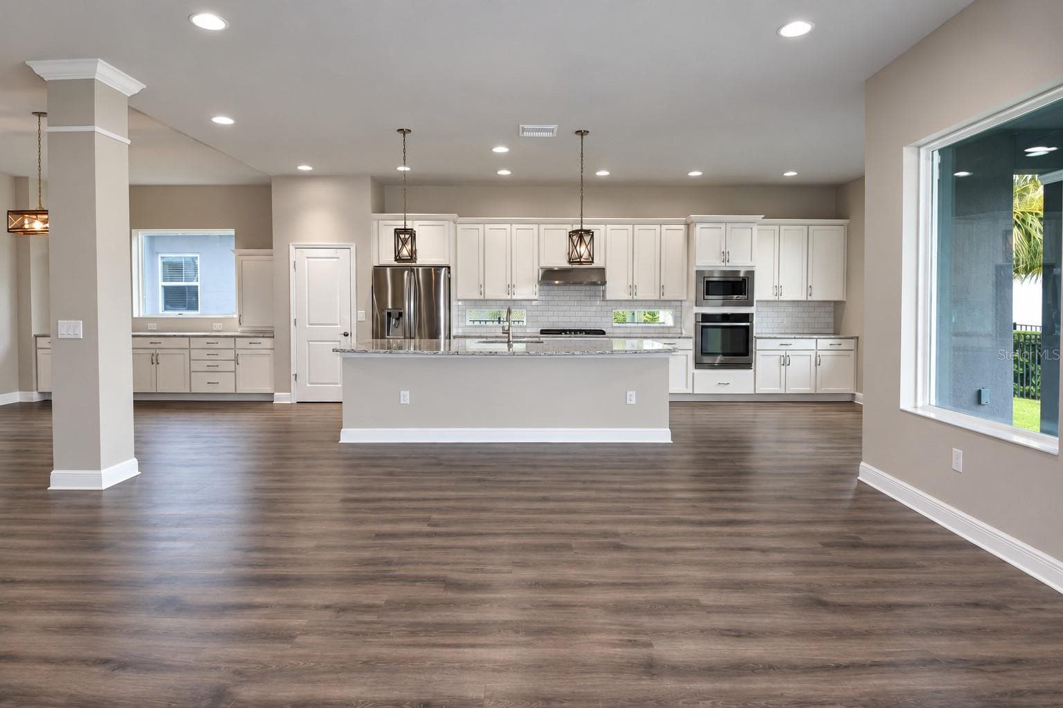 Single Family Residence at 14735 CARAVAN AVE, ODESSA, photo 22 of 104