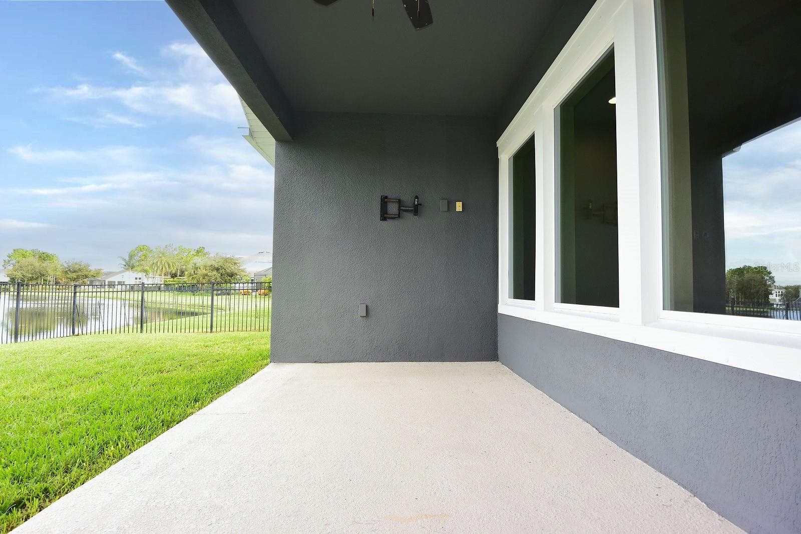 Single Family Residence at 14735 CARAVAN AVE, ODESSA, photo 62 of 104