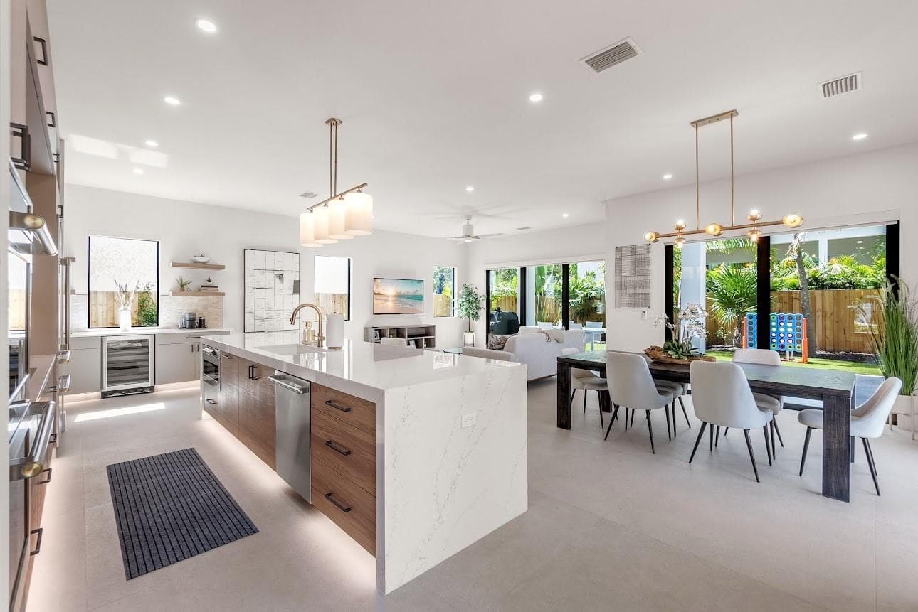 Kitchen, Living, Dining - 2425 TEMPLE ST, SARASOTA