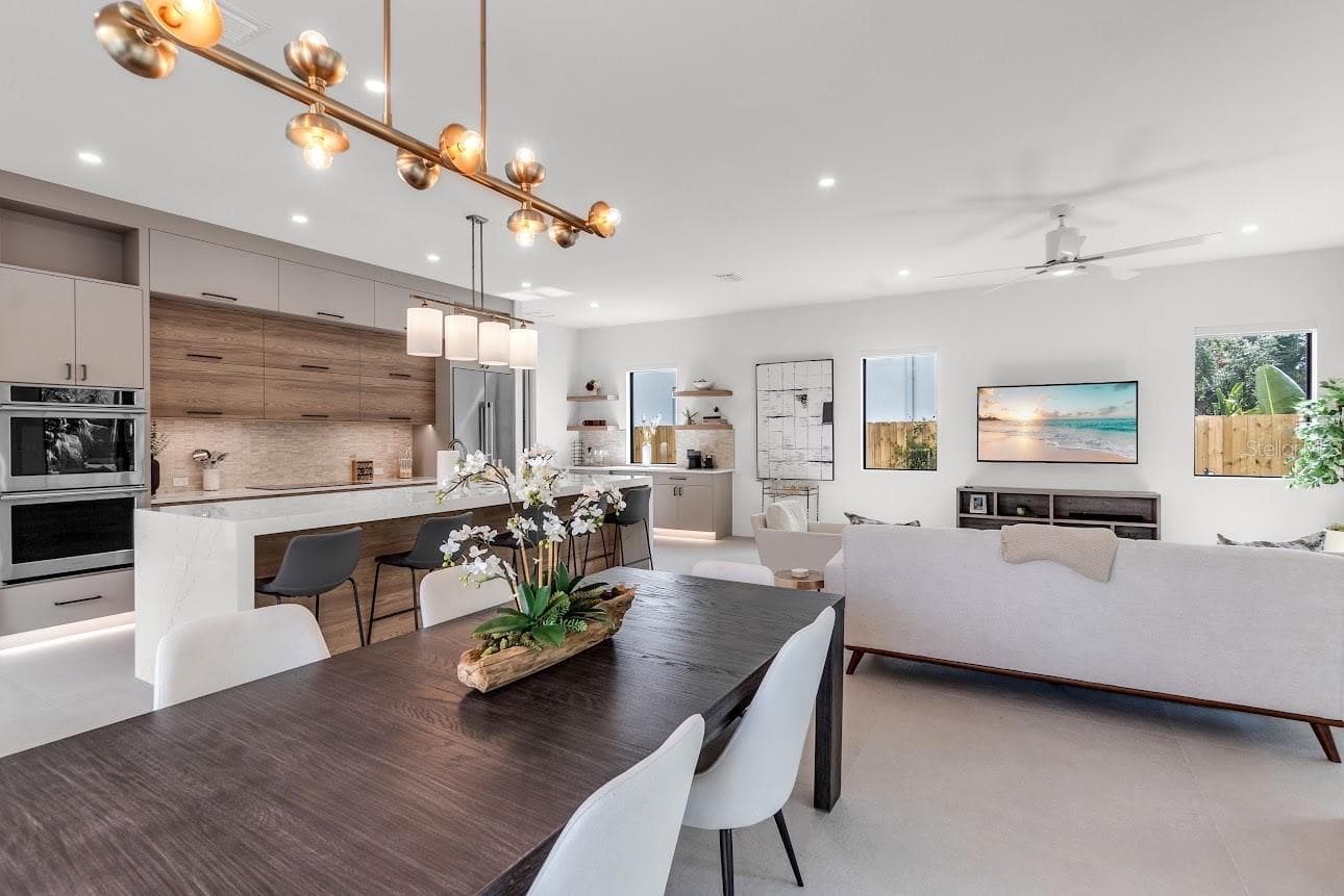 Kitchen, Living, Dining - 2425 TEMPLE ST, SARASOTA