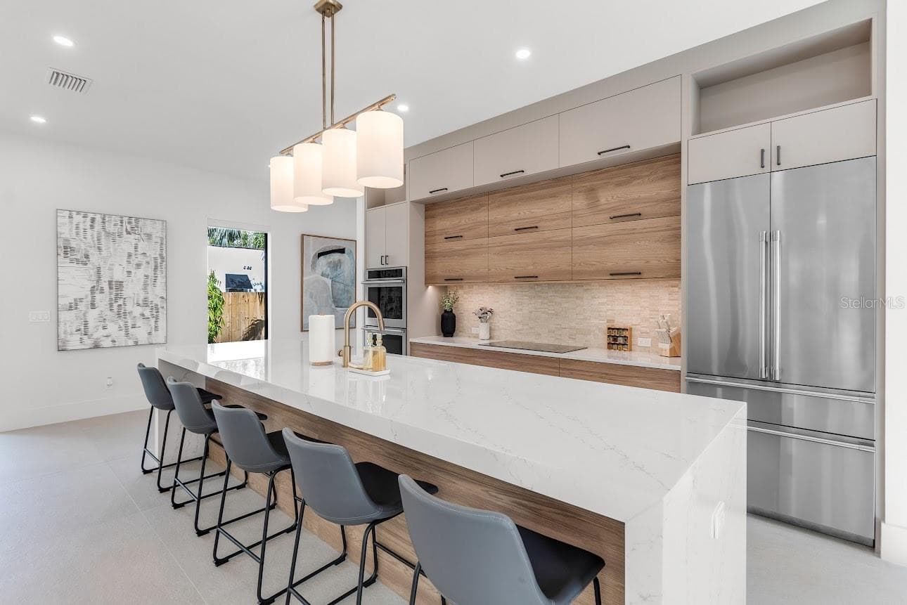 Kitchen, Living, Dining - 2425 TEMPLE ST, SARASOTA