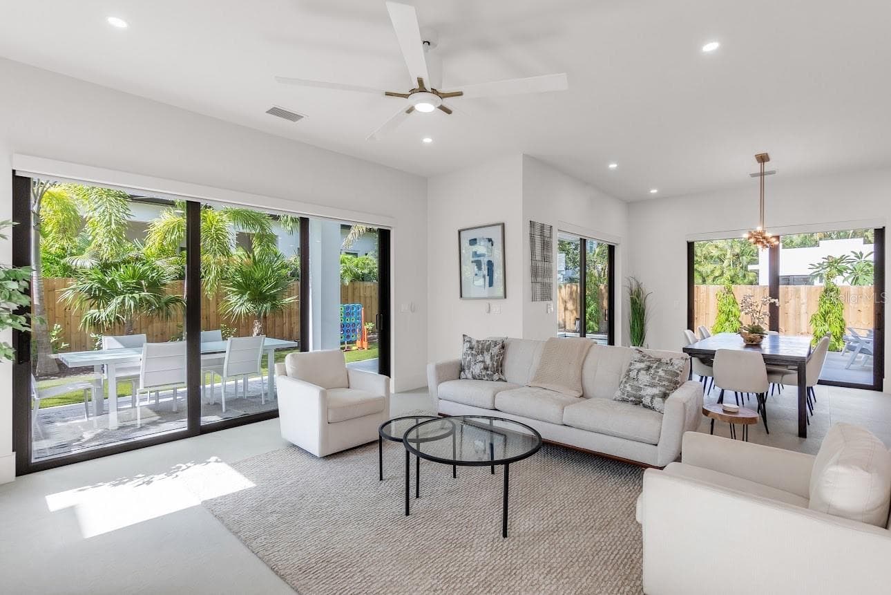 Kitchen, Living, Dining - 2425 TEMPLE ST, SARASOTA