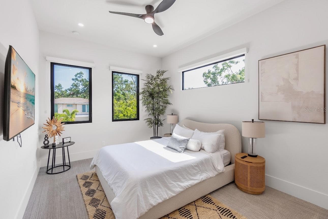 Single Family Residence at 2425 TEMPLE ST, SARASOTA, photo 22 of 51