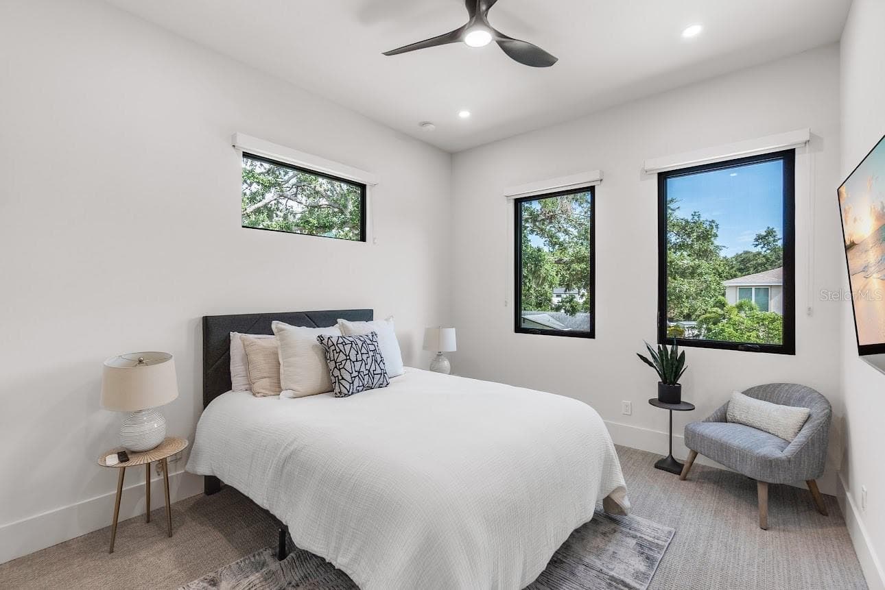 Single Family Residence at 2425 TEMPLE ST, SARASOTA, photo 24 of 51