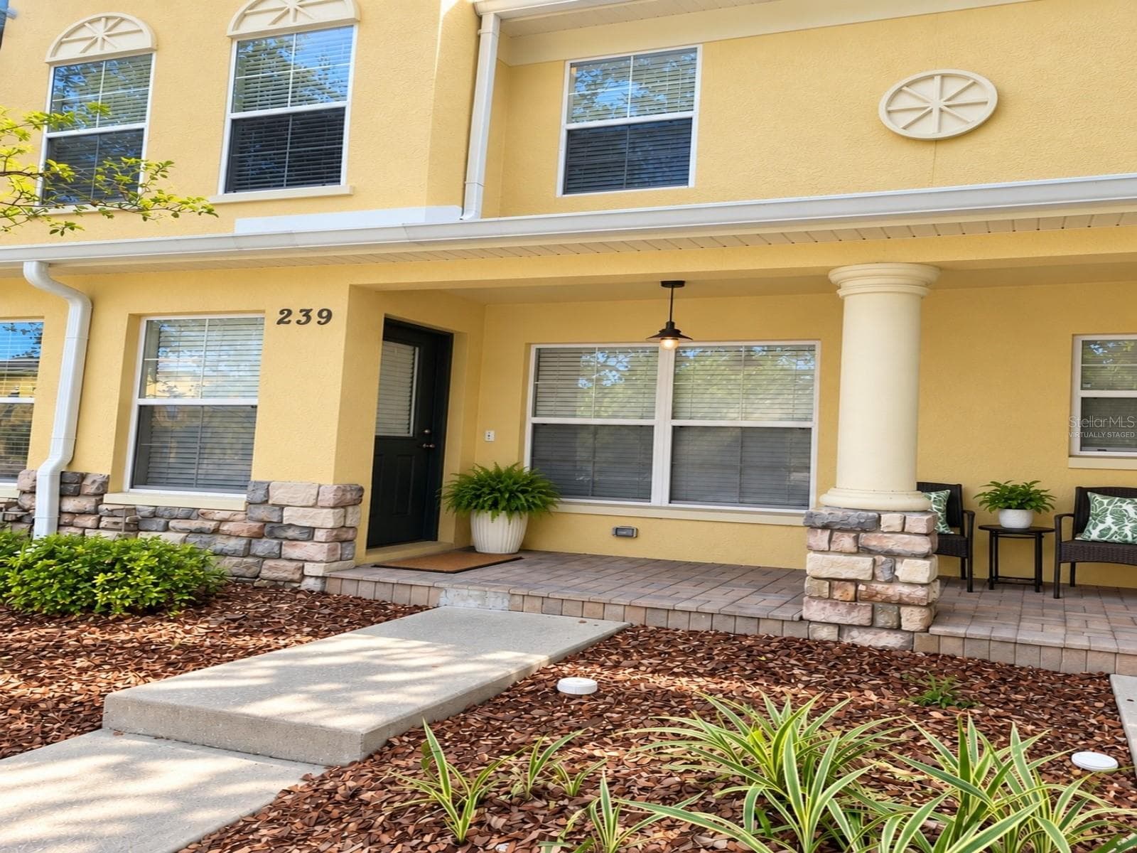 Virtually Staged - Front  Entrance - 239 CASTLEKEEPER PL, VALRICO