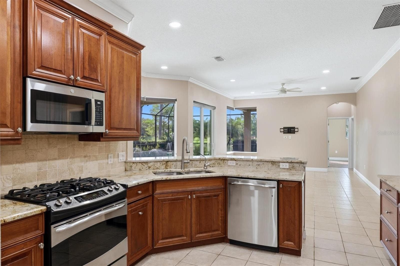 Kitchen - 13802 NIGHTHAWK TER, LAKEWOOD RANCH