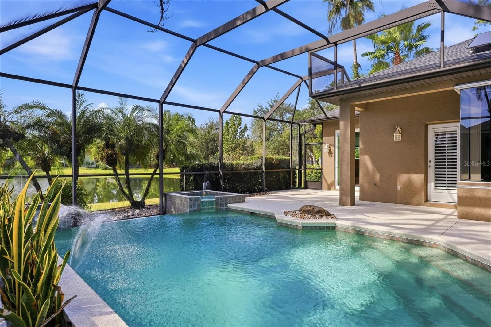 Single Family Residence at 13802 NIGHTHAWK TER, LAKEWOOD RANCH, photo 41 of 76