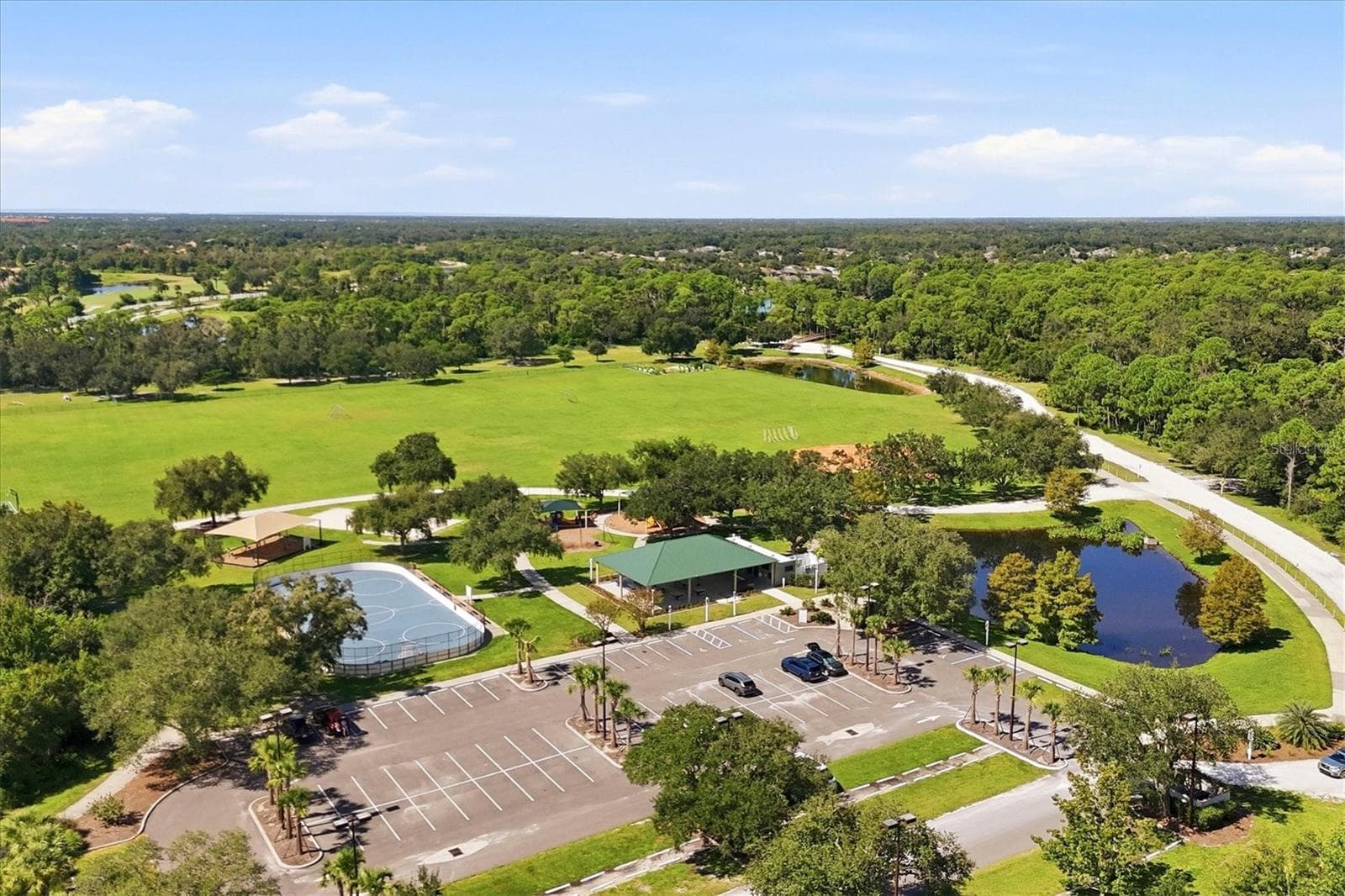 Single Family Residence at 13802 NIGHTHAWK TER, LAKEWOOD RANCH, photo 56 of 76