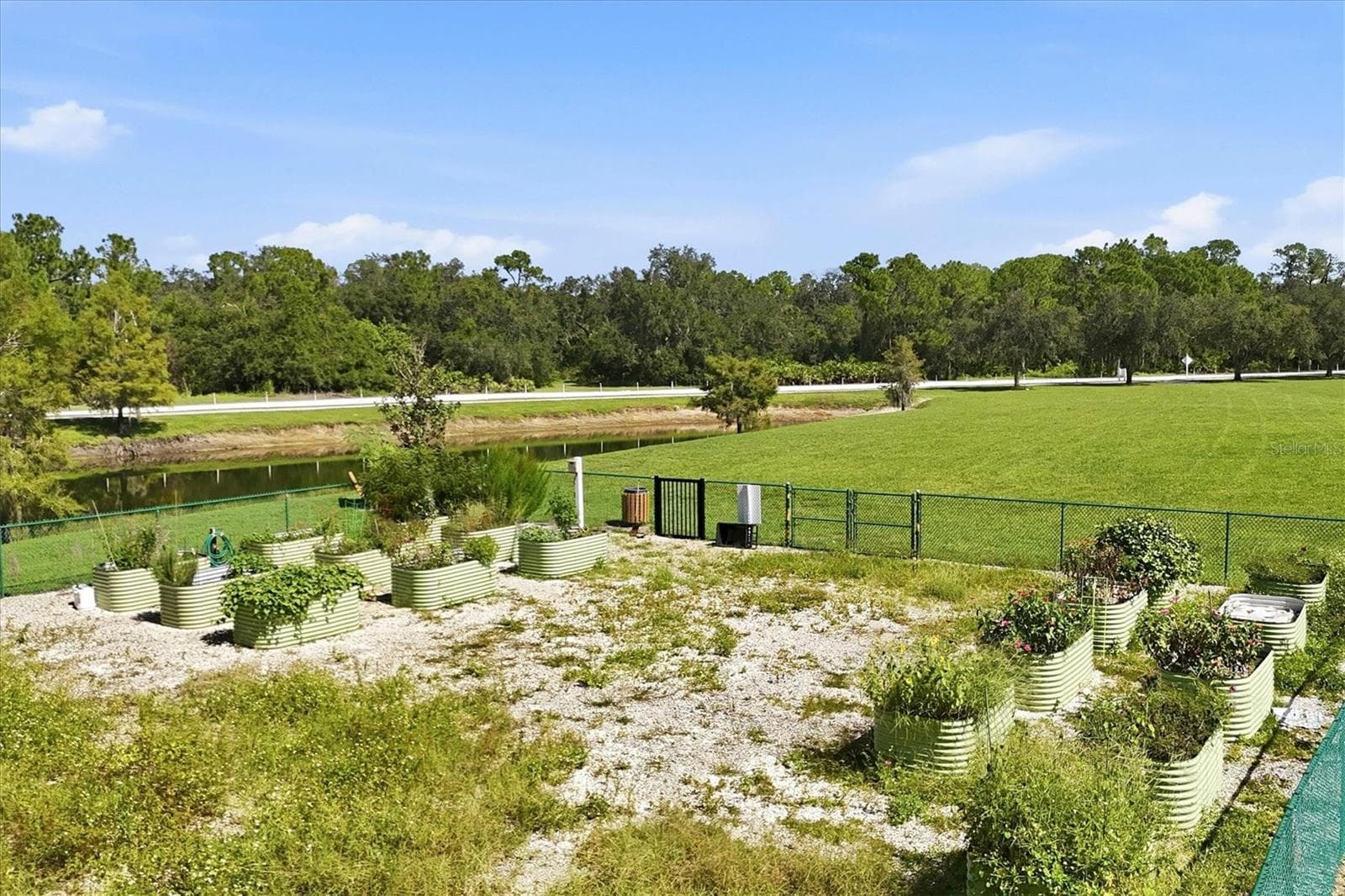 Single Family Residence at 13802 NIGHTHAWK TER, LAKEWOOD RANCH, photo 75 of 76