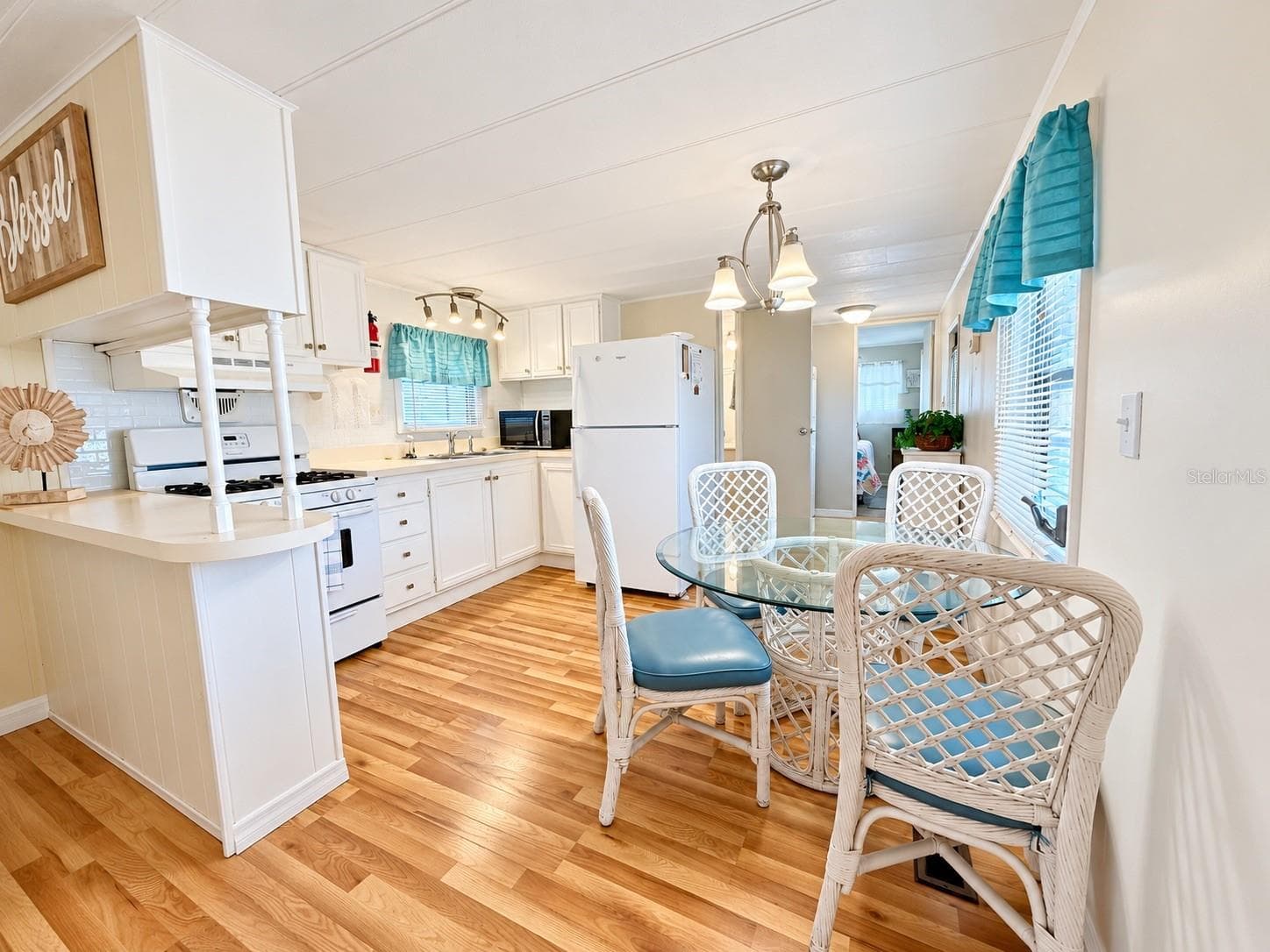 Manufactured Home at 3104 DARNEA LN, ELLENTON, photo 10 of 51