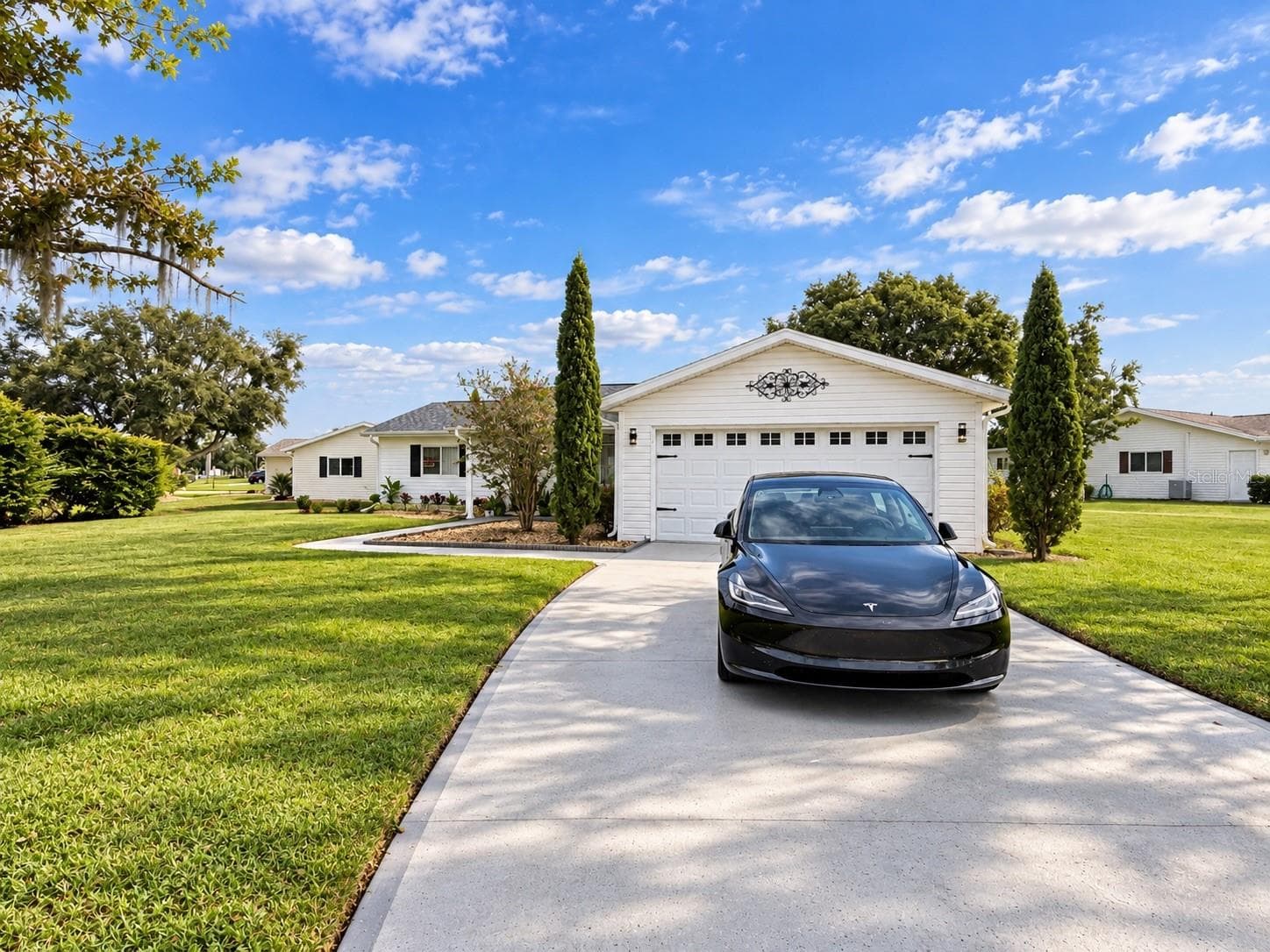 Single Family Residence at 17965 SE 102ND TER, SUMMERFIELD, photo 2 of 30