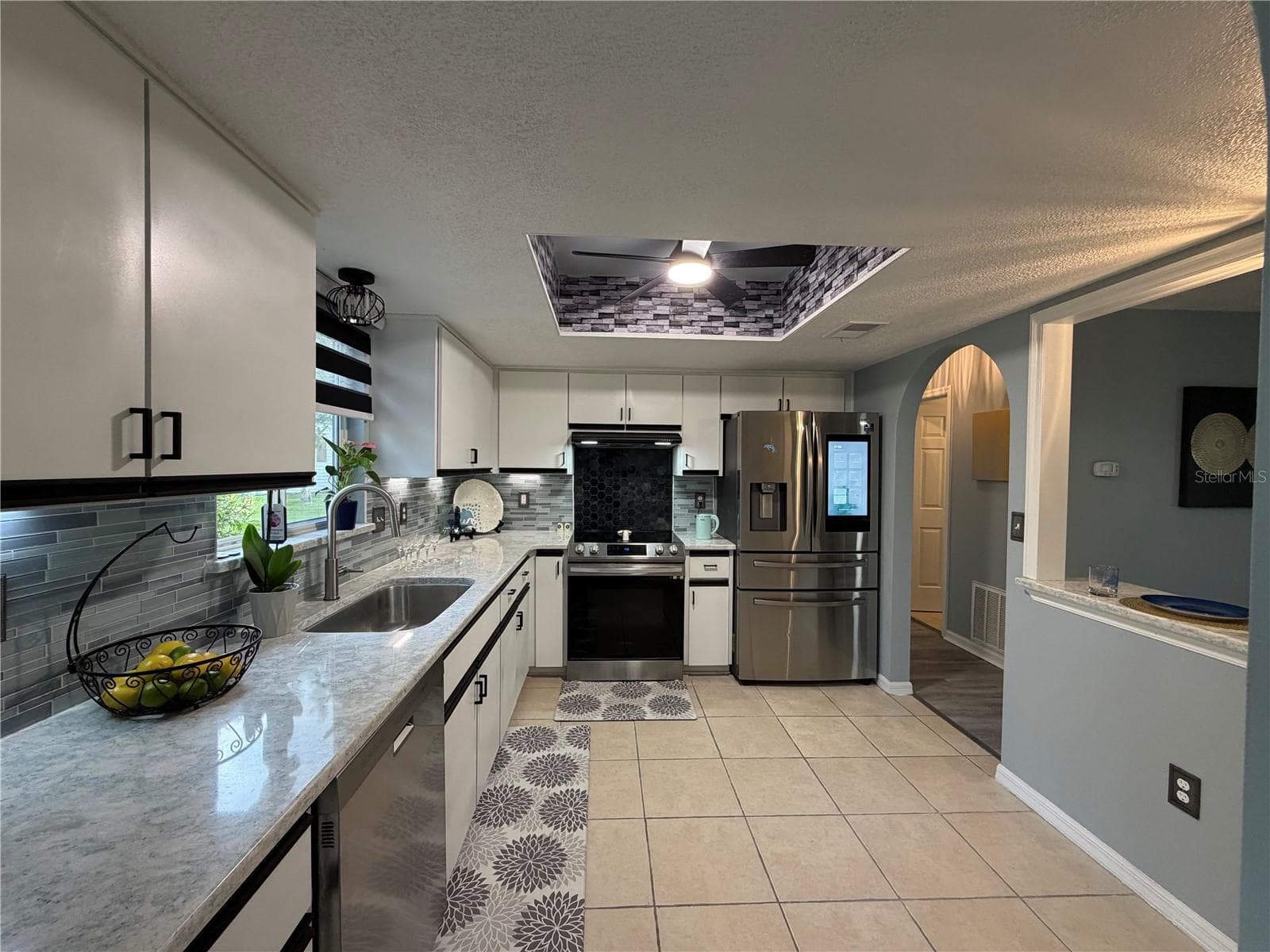 Single Family Residence at 17965 SE 102ND TER, SUMMERFIELD, photo 6 of 30