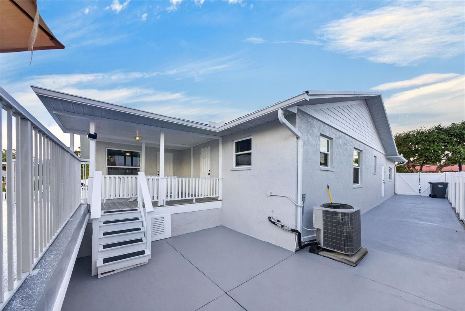 Single Family Residence at 4219 2ND AVE NE, BRADENTON, photo 11 of 81