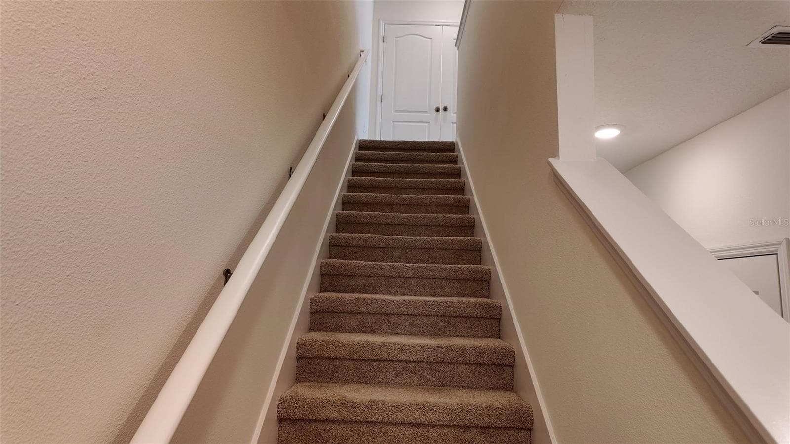 Townhouse at 1241 YELLOW FINCH DR, DAVENPORT, photo 11 of 46