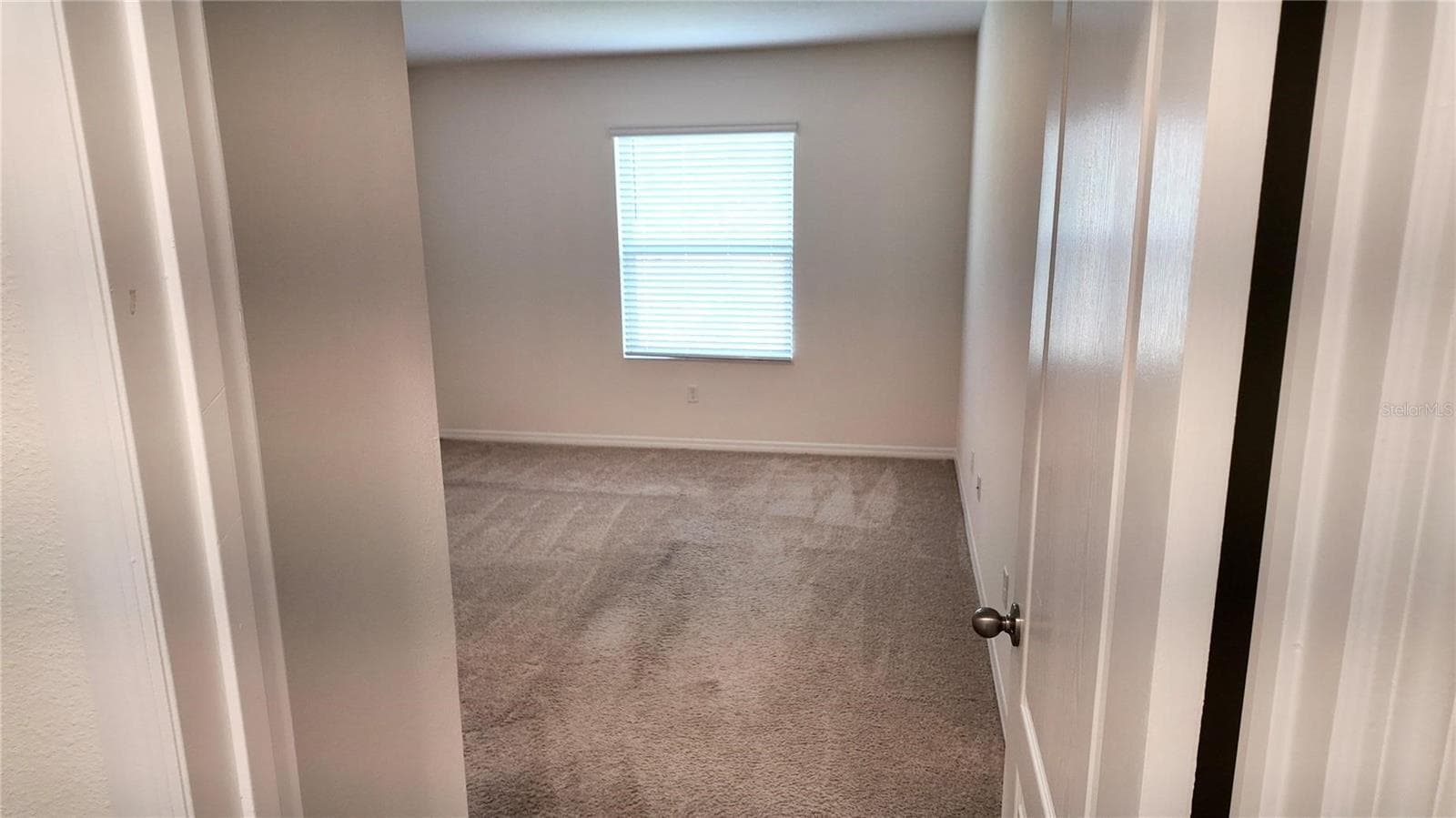 Townhouse at 1241 YELLOW FINCH DR, DAVENPORT, photo 16 of 46