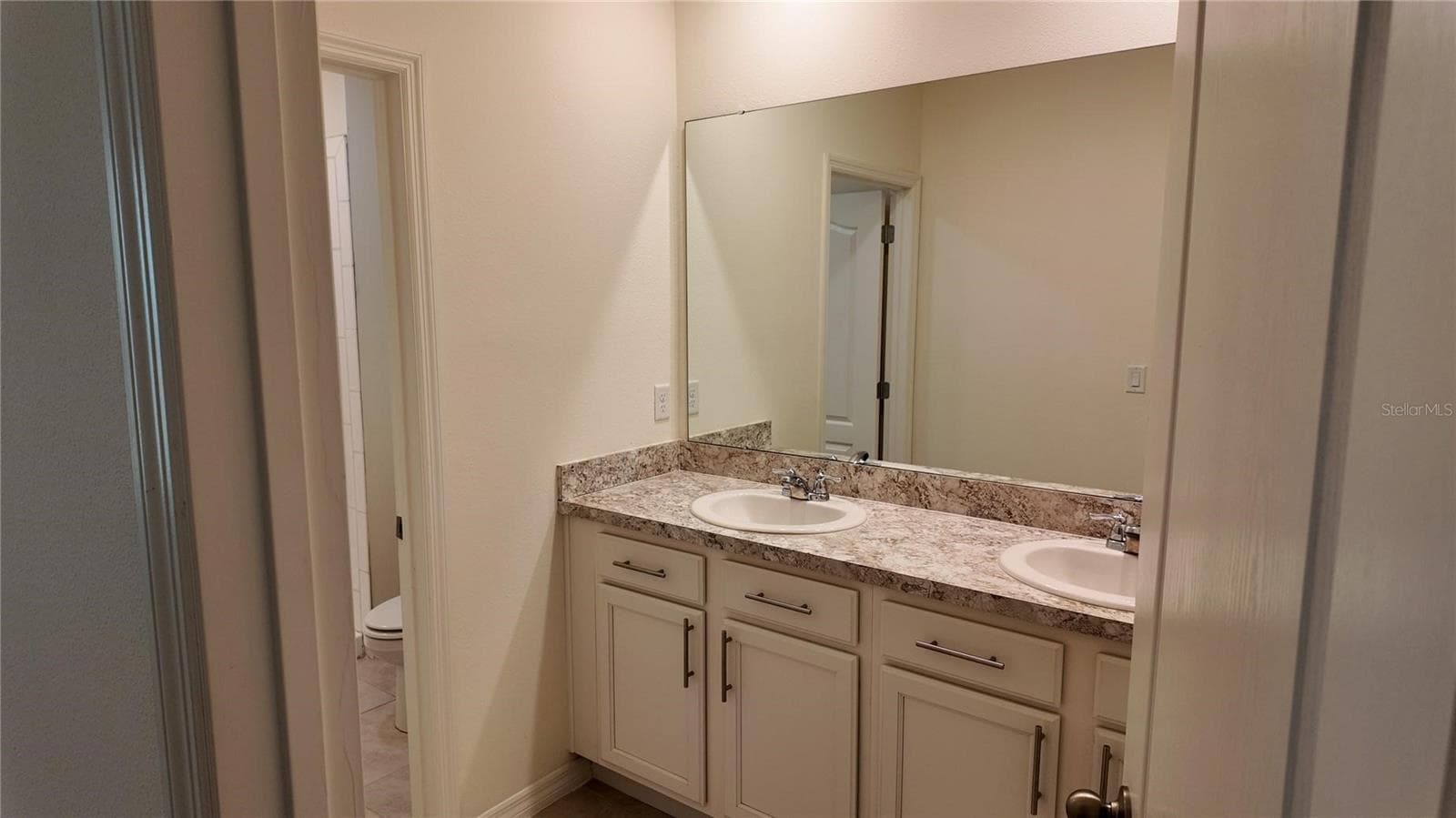 Townhouse at 1241 YELLOW FINCH DR, DAVENPORT, photo 22 of 46