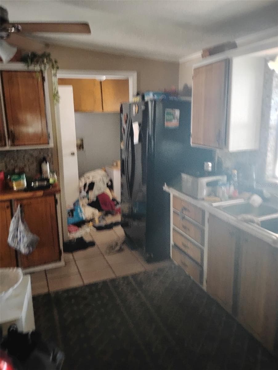 Manufactured Home at 122 PINE TREE DR, DEBARY, photo 3 of 14