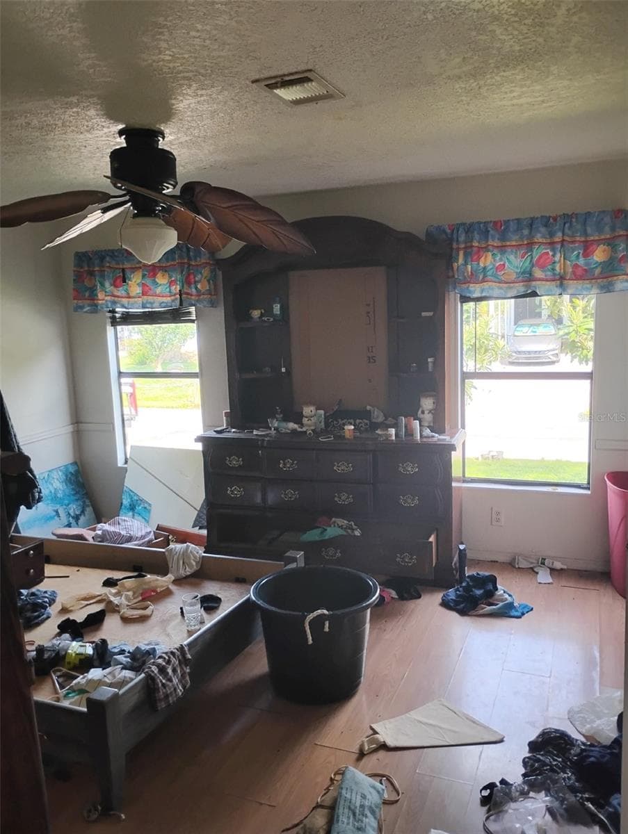 Manufactured Home at 122 PINE TREE DR, DEBARY, photo 6 of 14