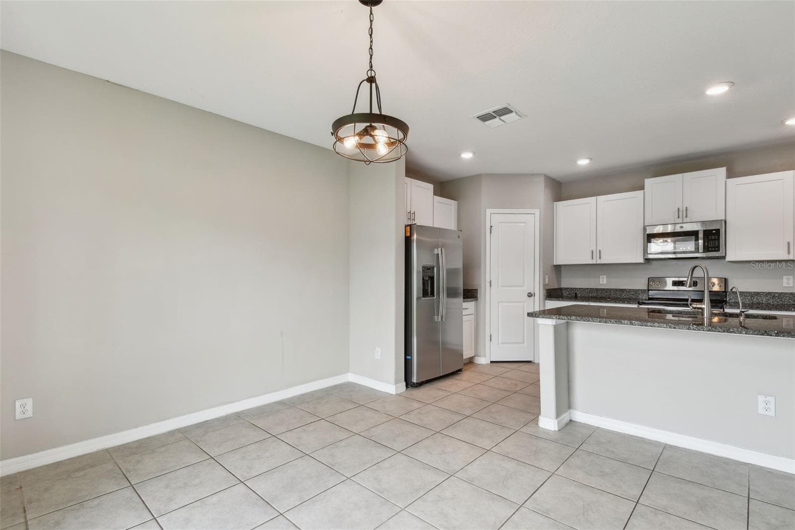 Single Family Residence at 31288 BARREL WAVE WAY, WESLEY CHAPEL, photo 12 of 15