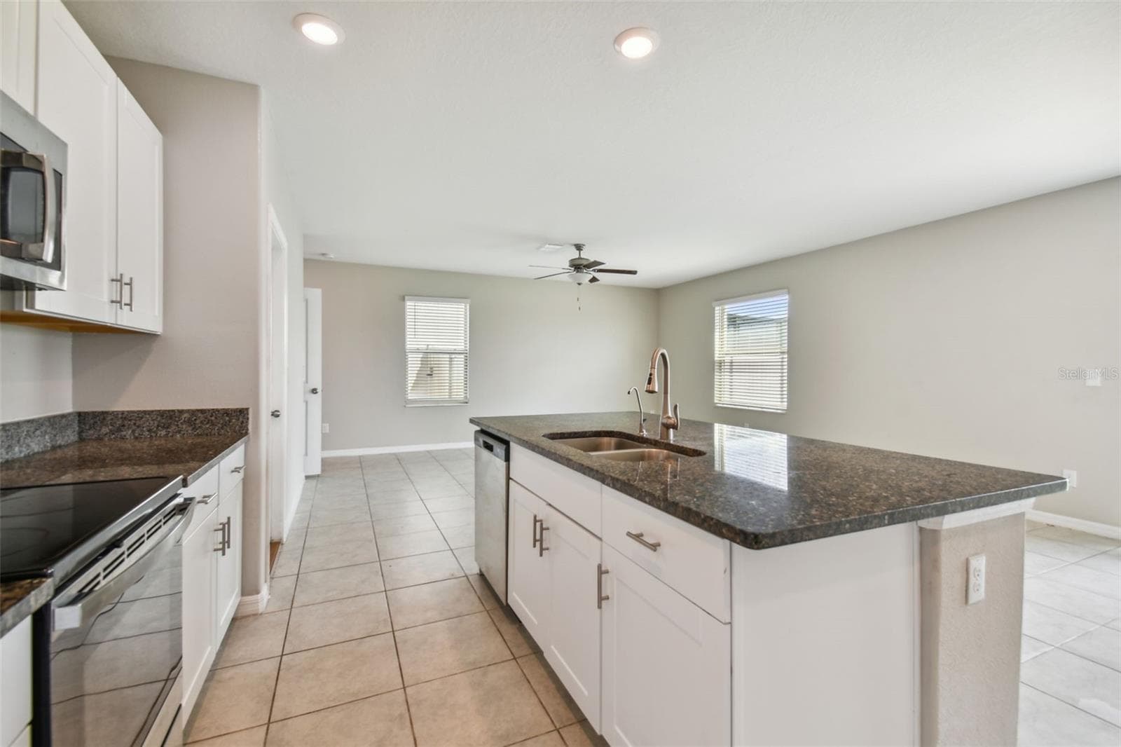 Single Family Residence at 31288 BARREL WAVE WAY, WESLEY CHAPEL, photo 14 of 15