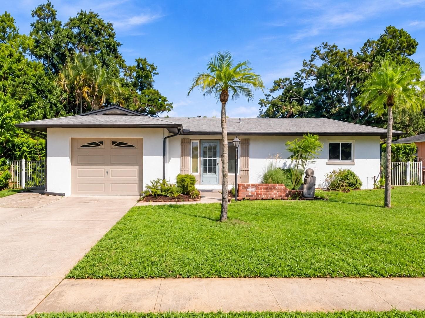 Single Family Residence at 11515 IMPERIAL GROVE DR W, LARGO, photo 2 of 47
