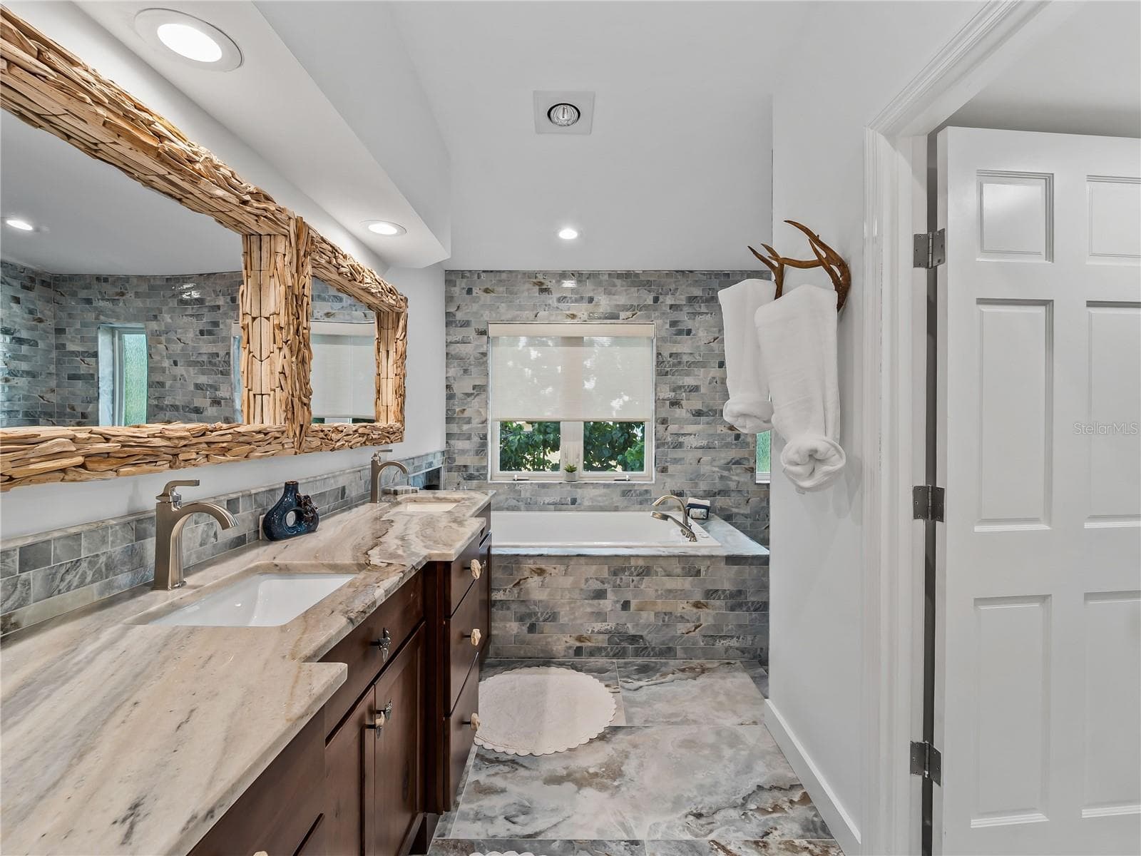 Single Family Residence at 7630 MANASOTA KEY RD, ENGLEWOOD, photo 60 of 81