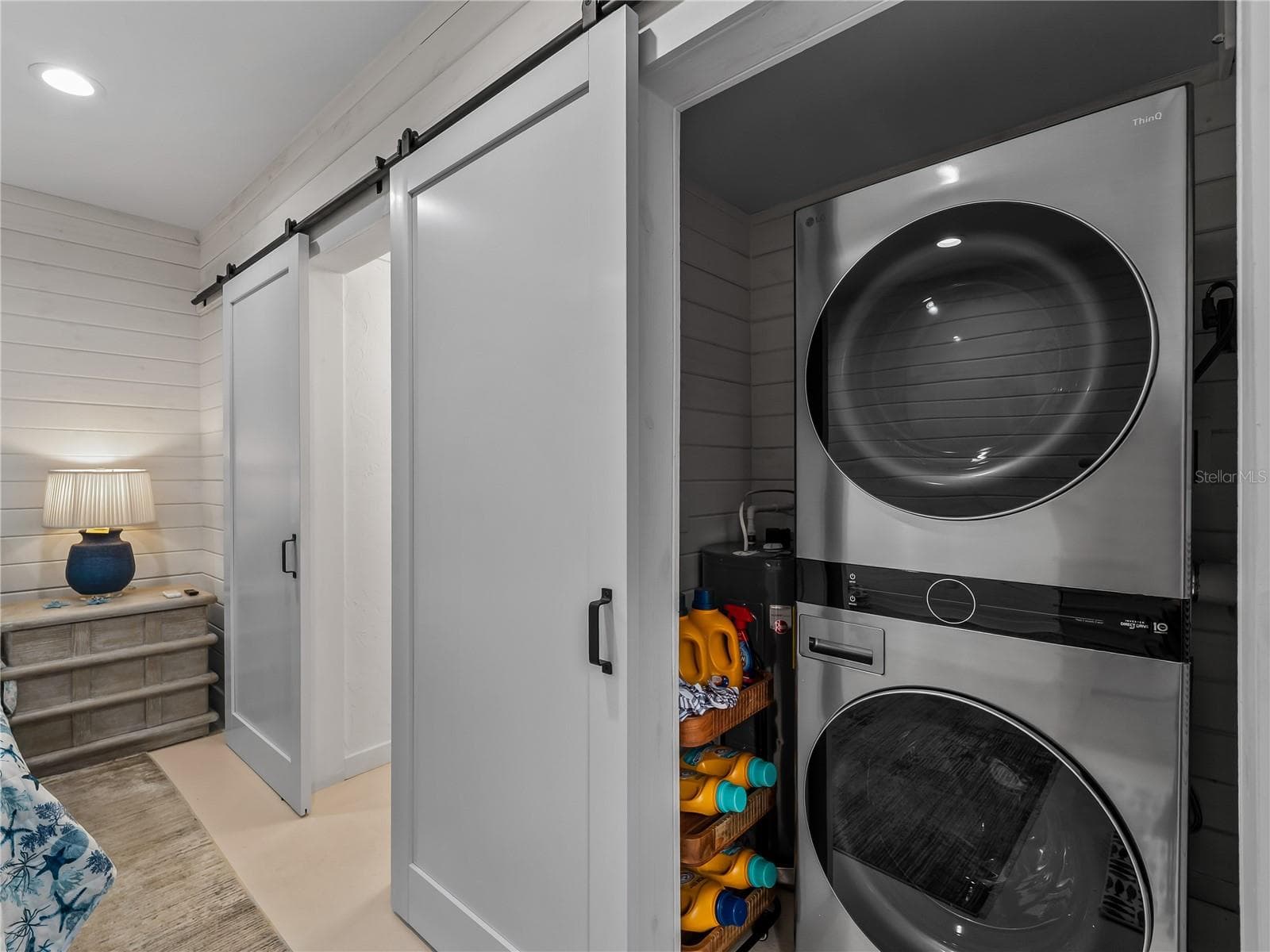 Guest House Laundry - 7630 MANASOTA KEY RD, ENGLEWOOD