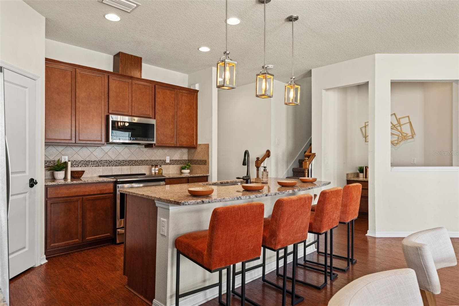 Single Family Residence at 8296 OLIVE BROOK DR, WESLEY CHAPEL, photo 3 of 72