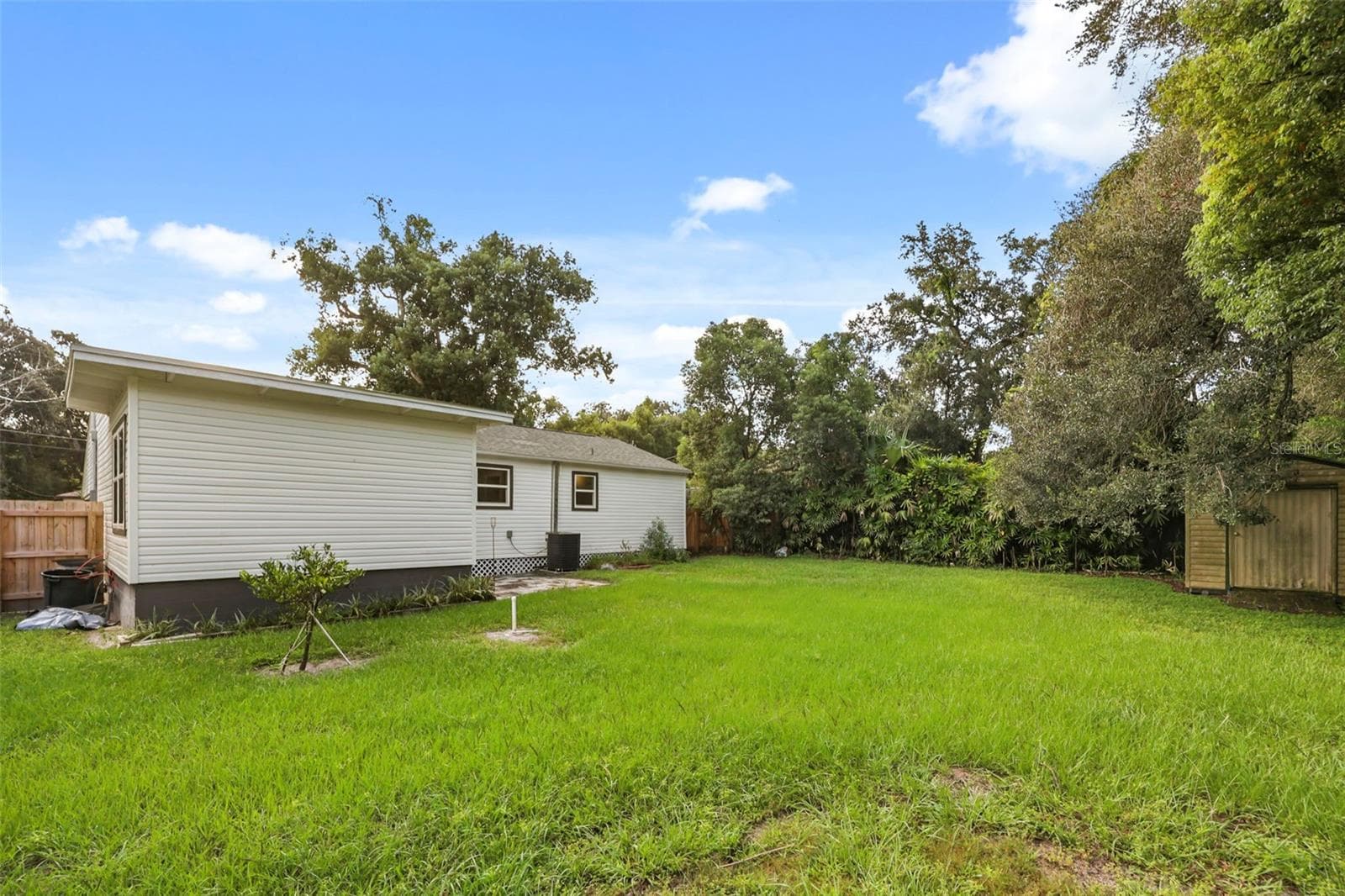 Fully fenced backyard with shed - 2410 ORANGE AVE, SANFORD