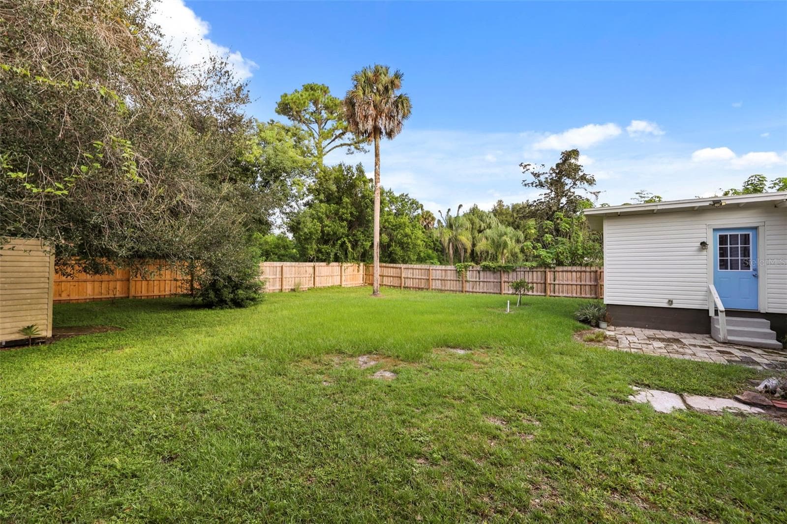 Fully fenced backyard - 2410 ORANGE AVE, SANFORD