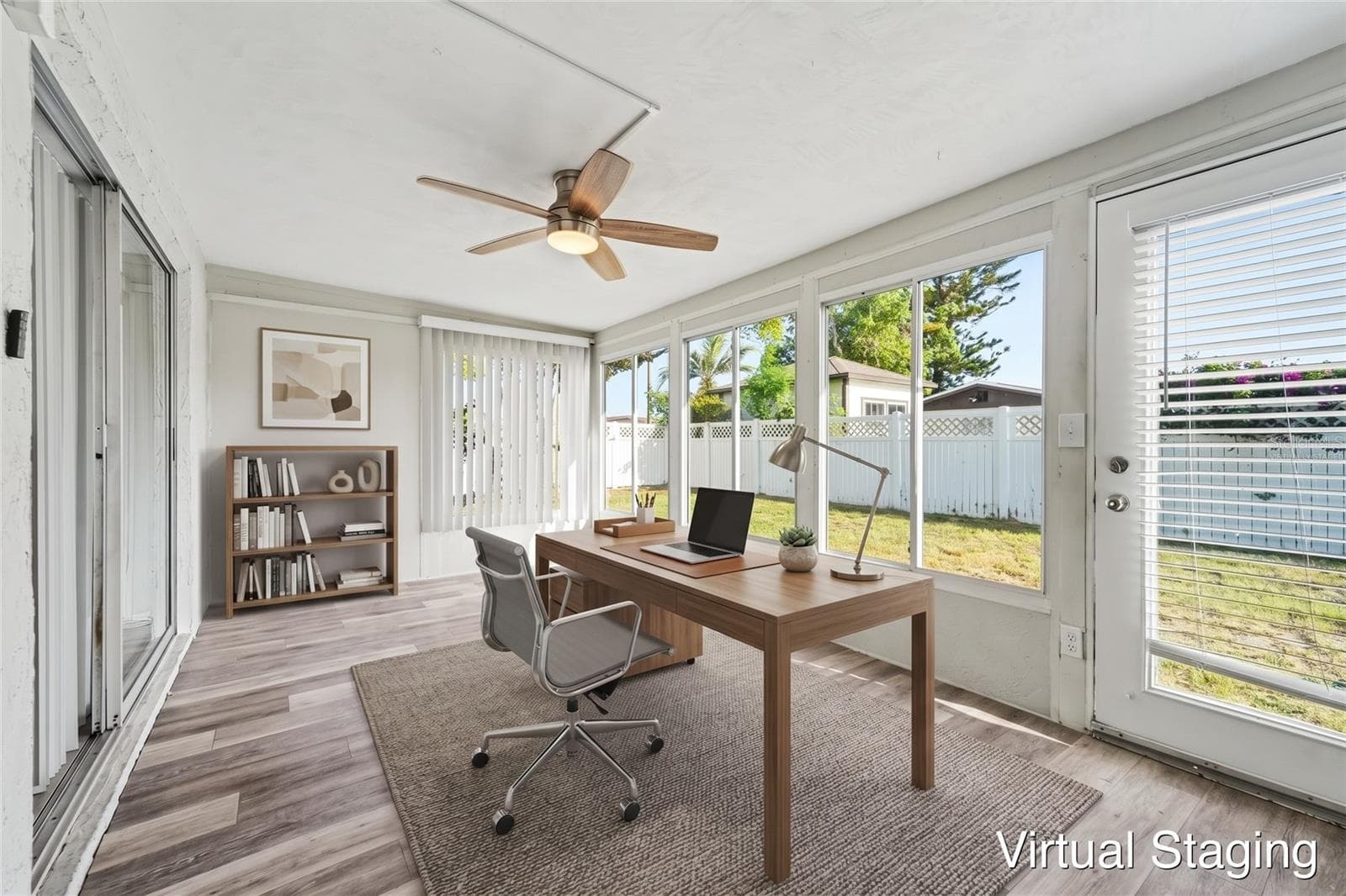 Virtually staged - 3207 SALISBURY DR, HOLIDAY