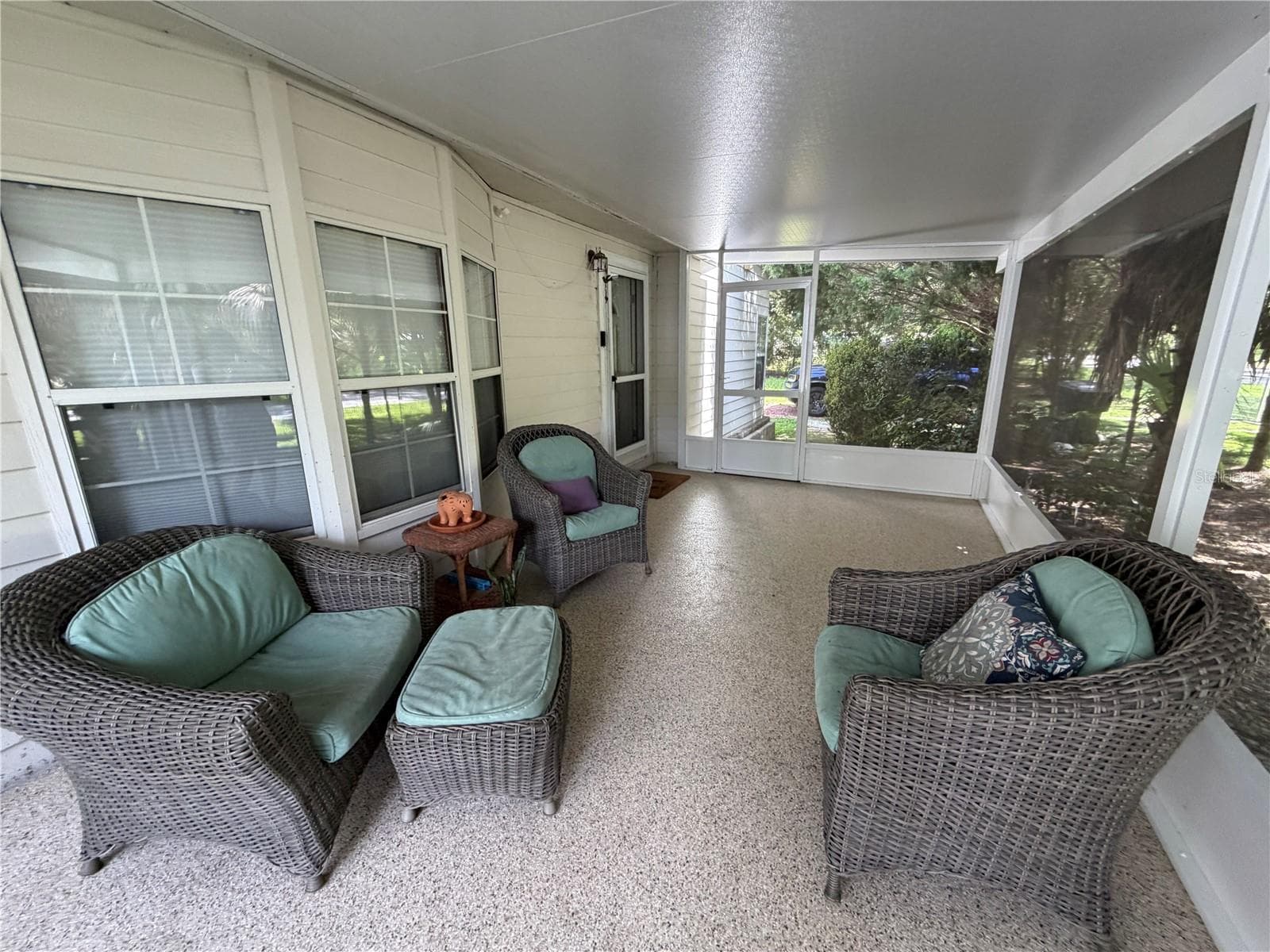 Manufactured Home at 421 MARGARET ST, BRONSON, photo 7 of 61