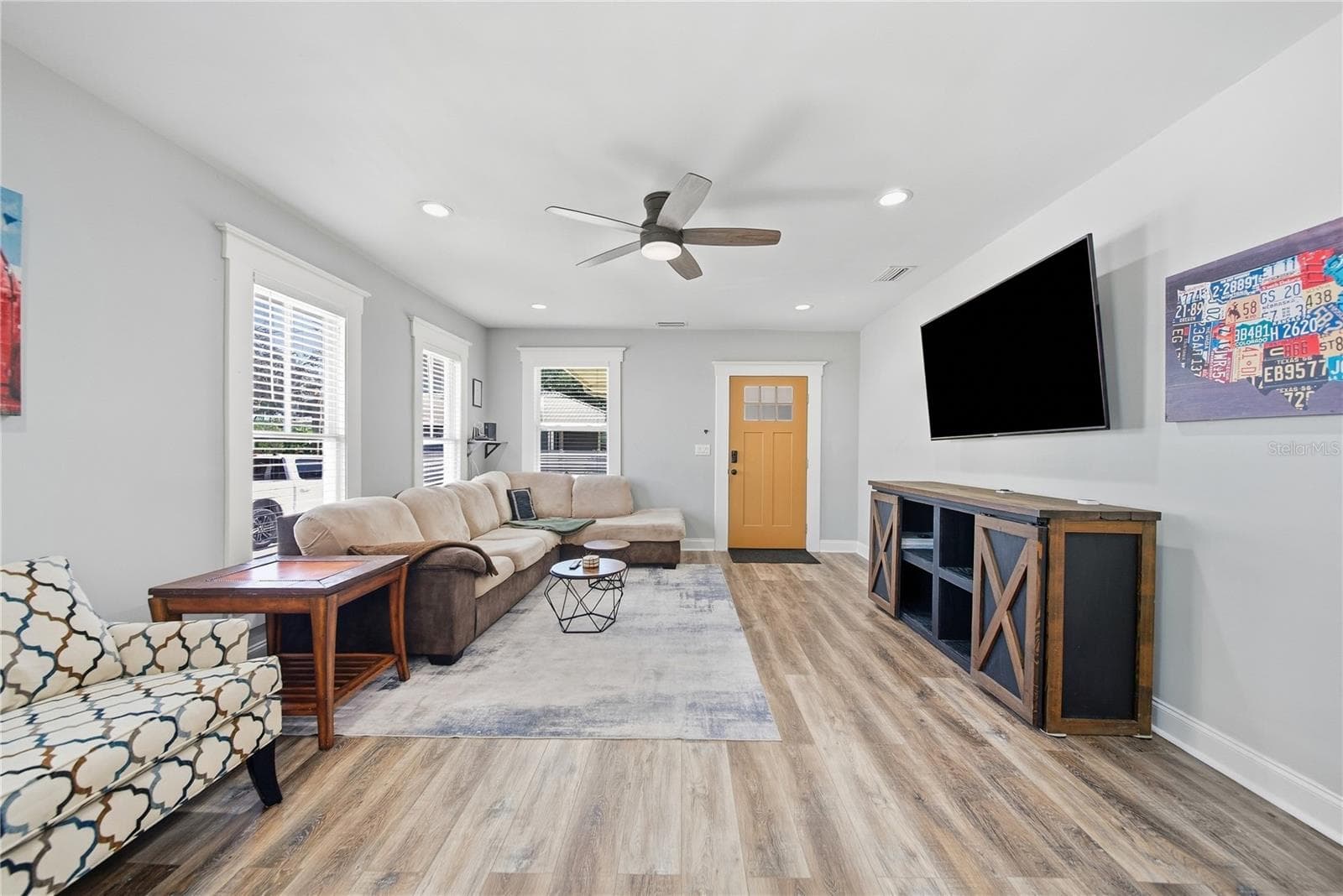 Single Family Residence at 2910 N OLA AVE, TAMPA, photo 5 of 42