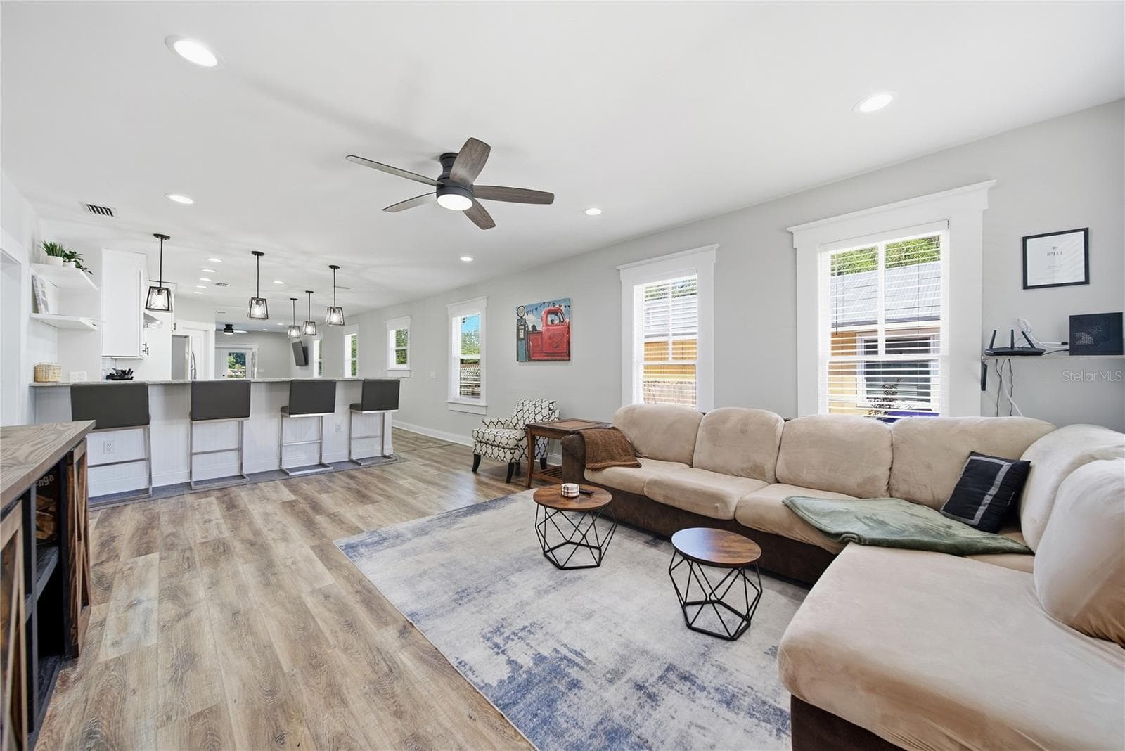 Single Family Residence at 2910 N OLA AVE, TAMPA, photo 7 of 42