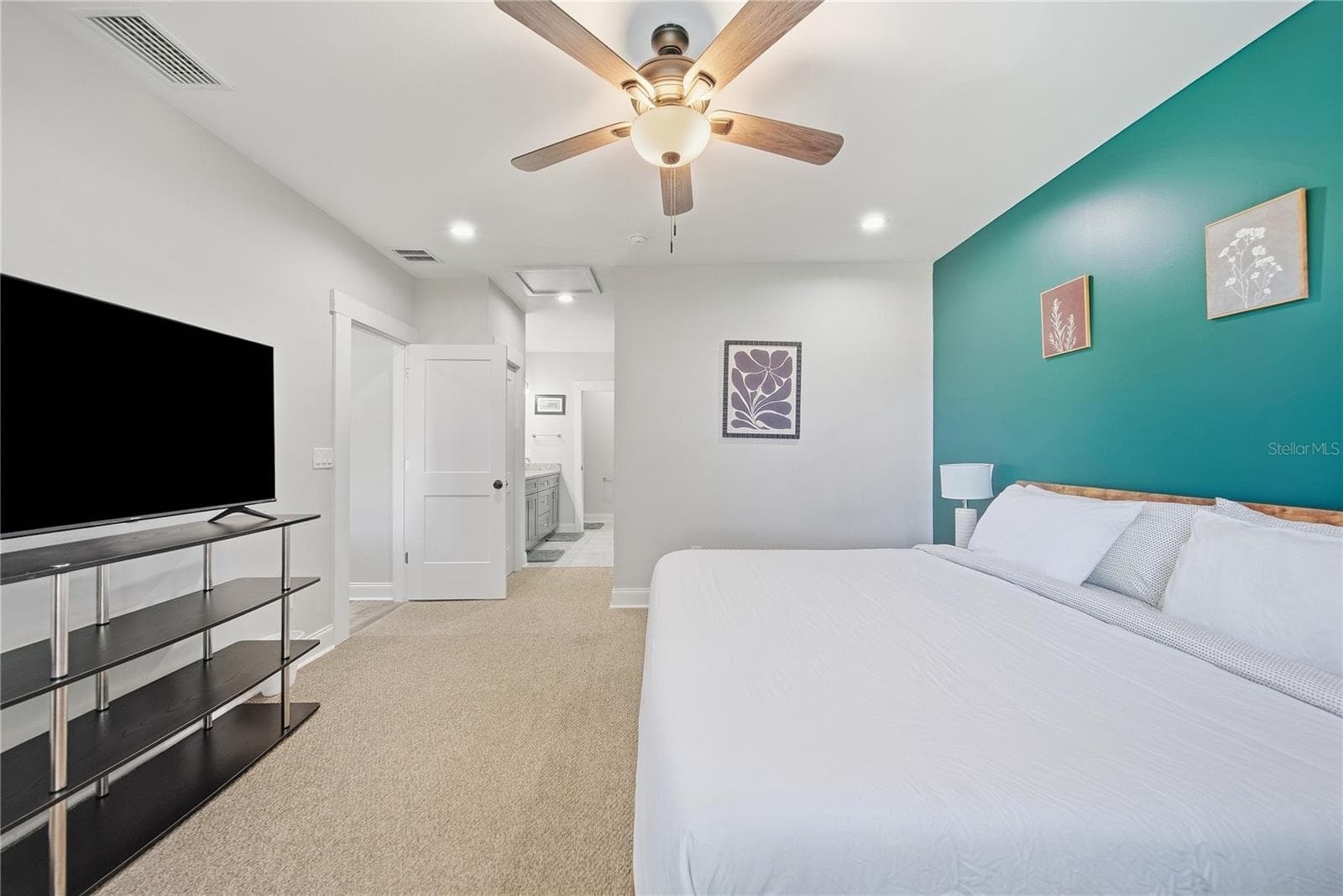 Single Family Residence at 2910 N OLA AVE, TAMPA, photo 24 of 42