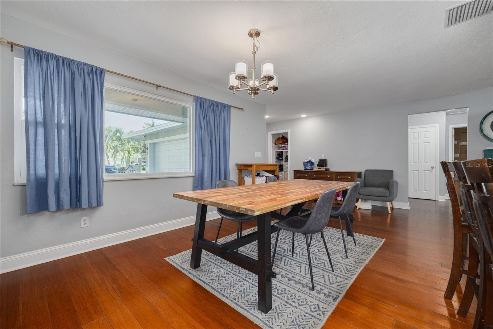Single Family Residence at 874 SERPENTINE DR S, ST PETERSBURG, photo 19 of 59