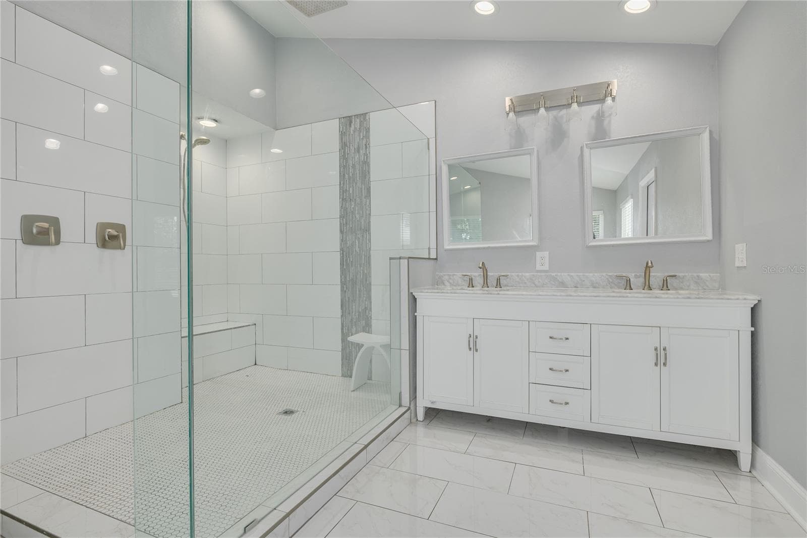 Single Family Residence at 874 SERPENTINE DR S, ST PETERSBURG, photo 40 of 59