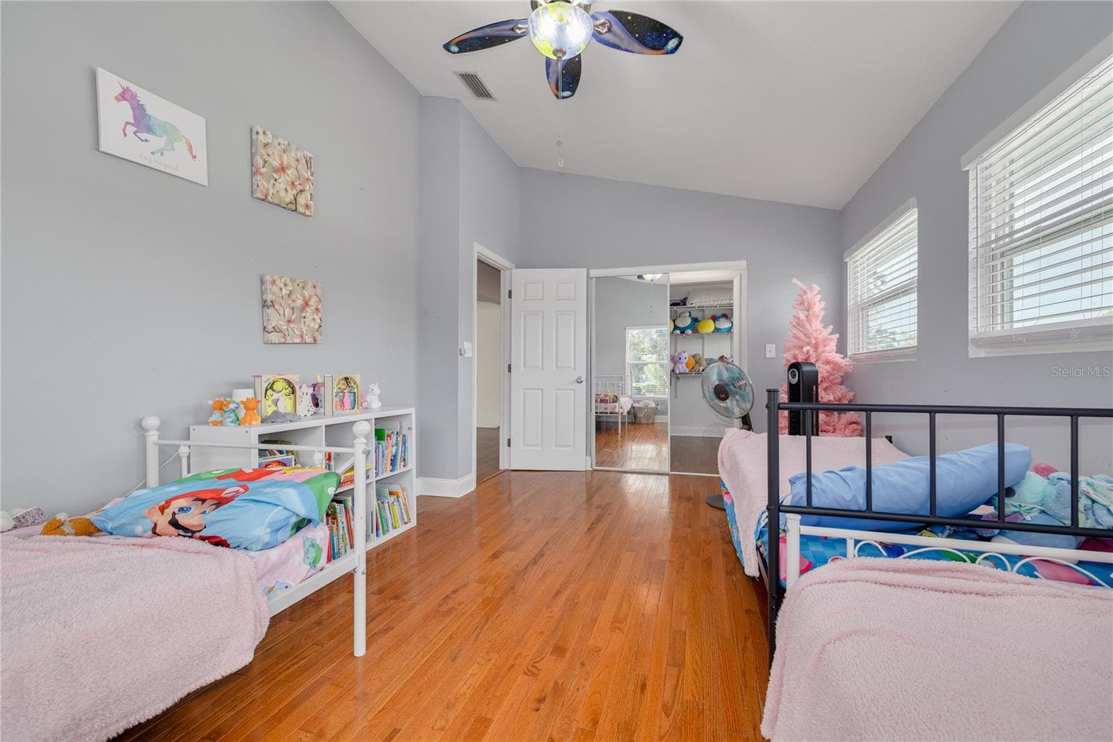 Single Family Residence at 874 SERPENTINE DR S, ST PETERSBURG, photo 46 of 59