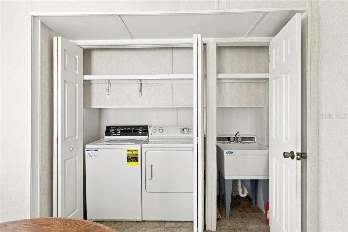 Indoor Laundry Space - 59 BEAVERKILL DR, LAKE WALES