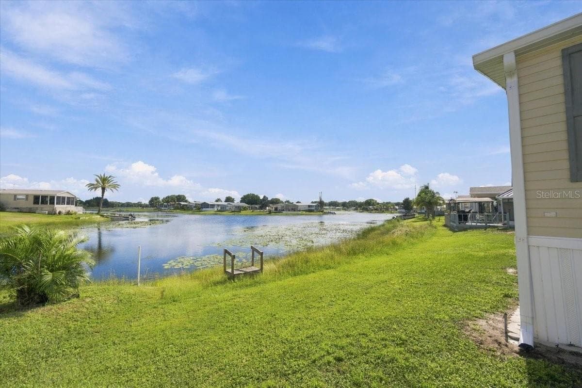 Manufactured Home at 59 BEAVERKILL DR, LAKE WALES, photo 38 of 56
