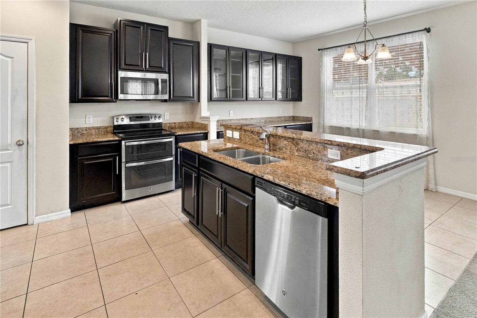 Single Family Residence at 6049 FENDER CT, ORLANDO, photo 18 of 55